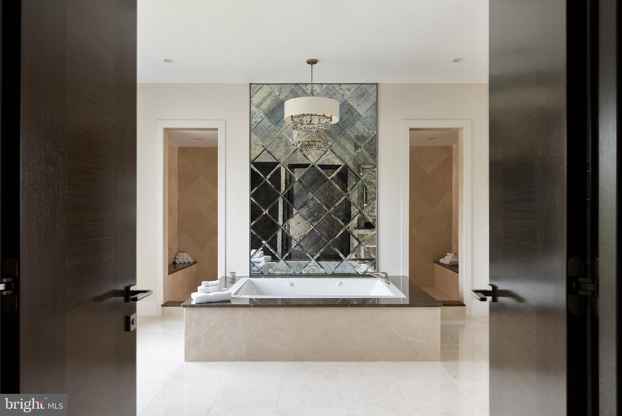 POTOMAC OUTSIDE - Residential