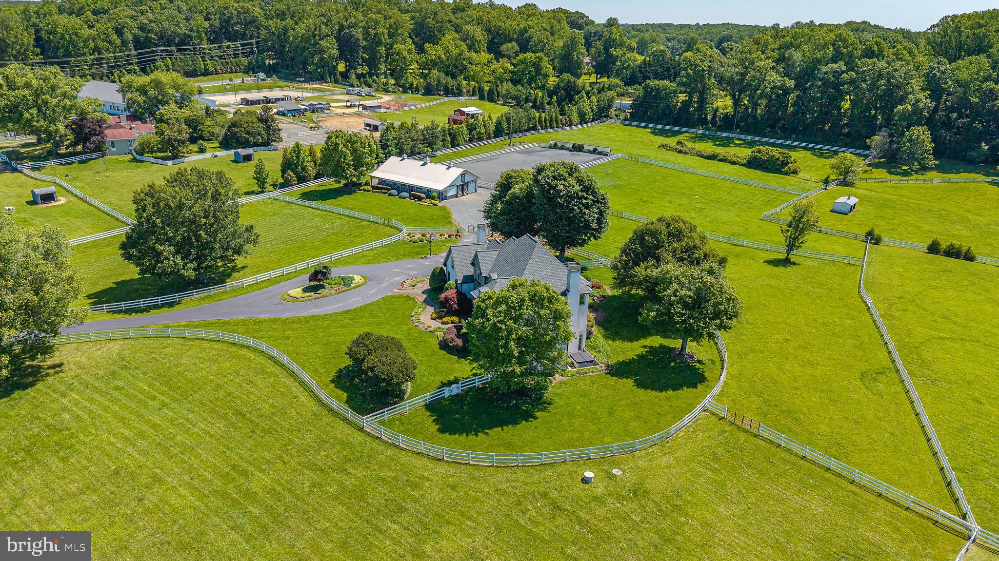 NEAR CLIFTON - Farm