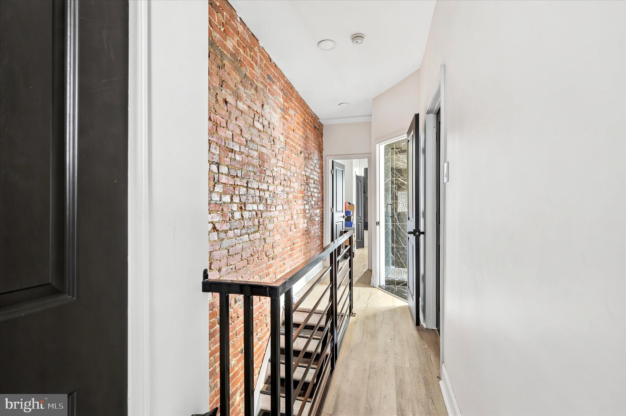 HUNTING PARK - Residential