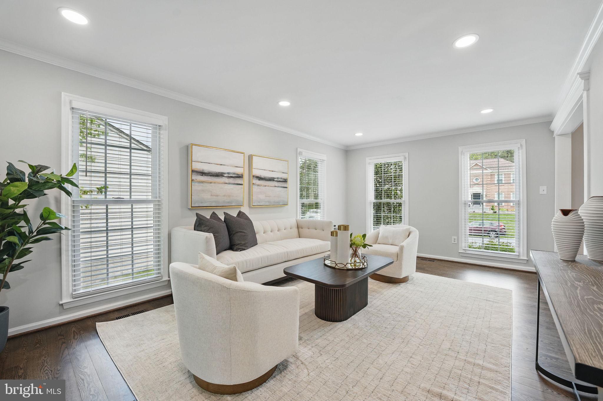 SHAKER WOODS - Residential