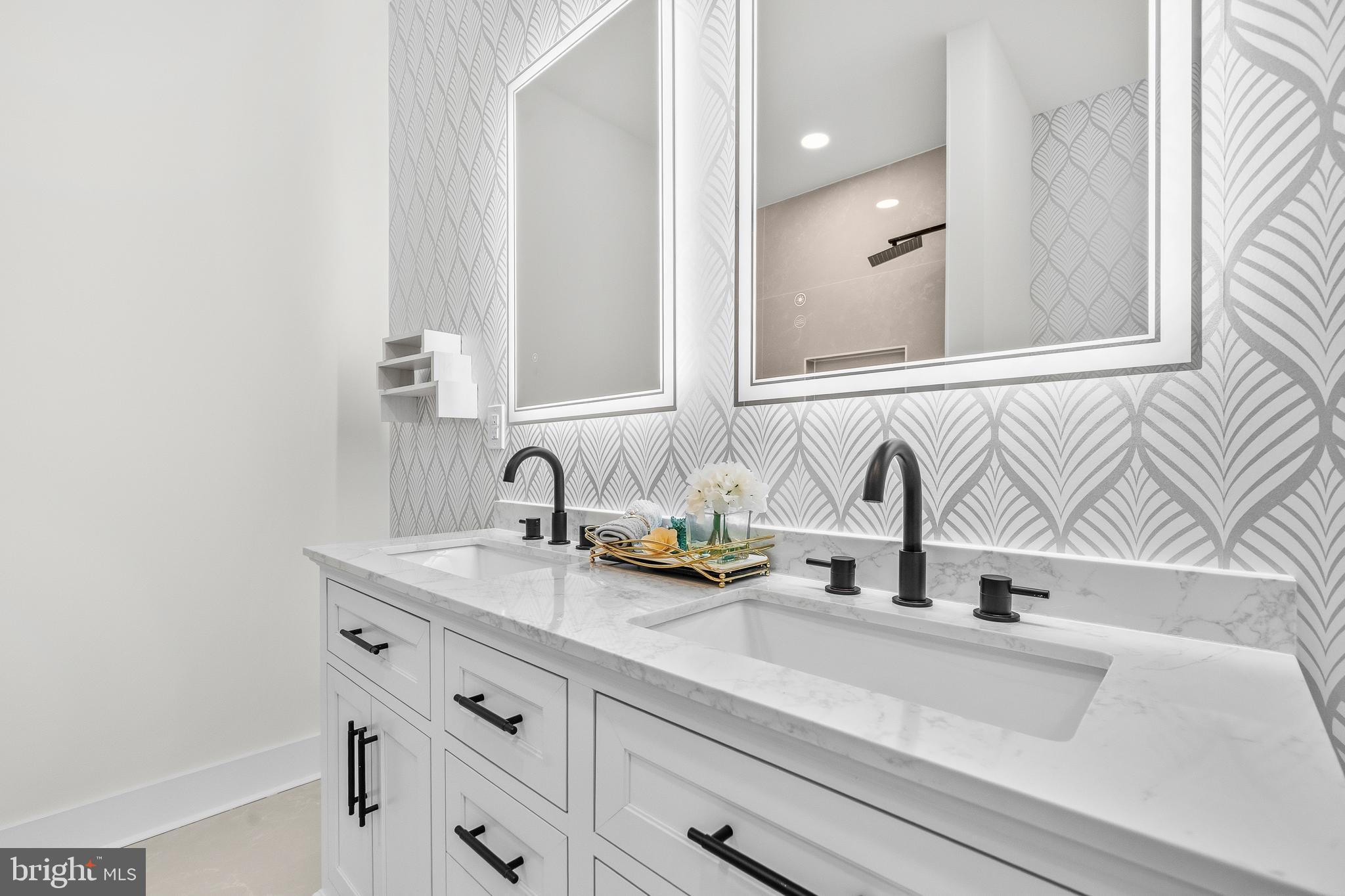 KENSINGTON VIEW - Residential