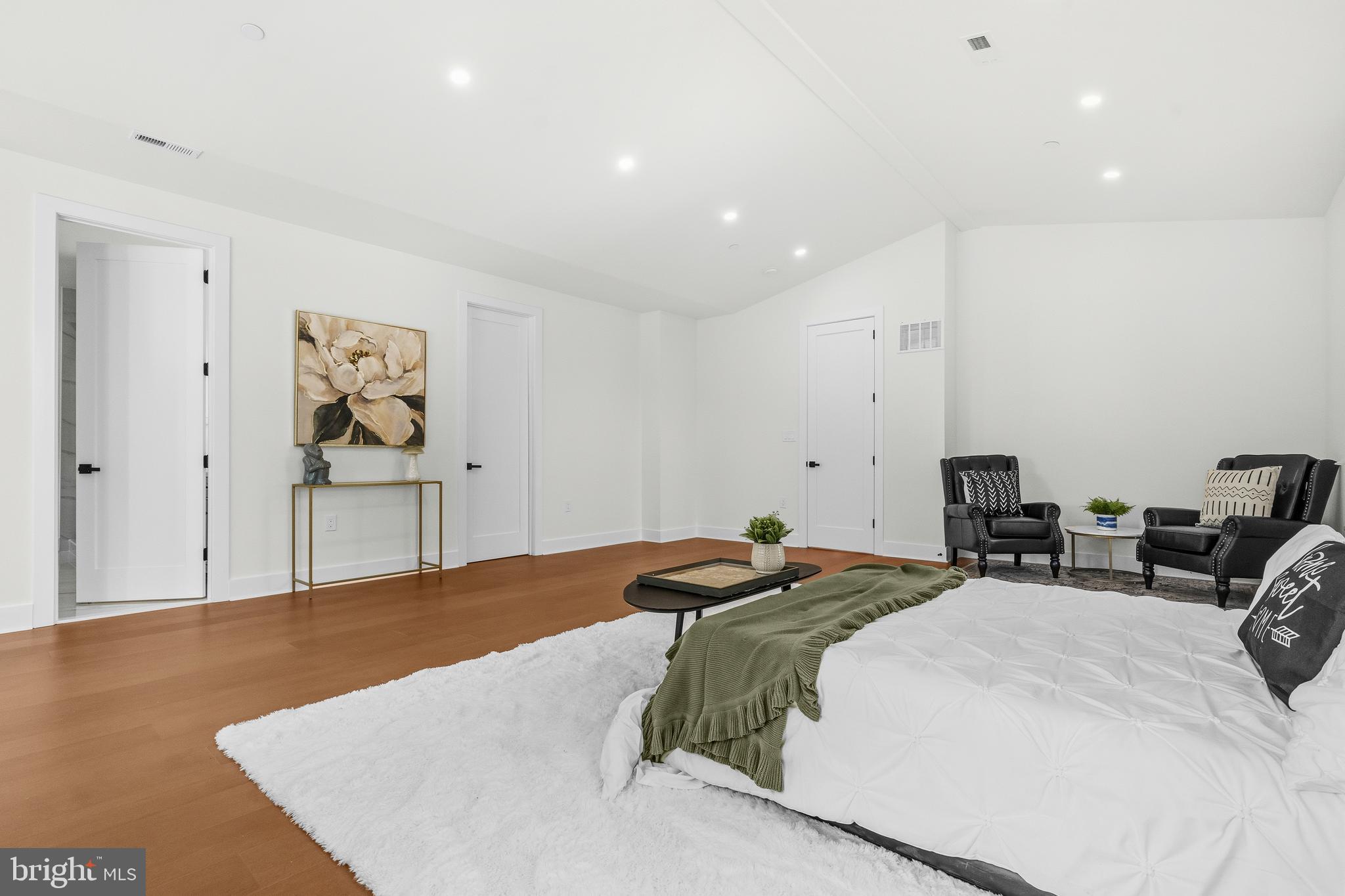 KENSINGTON VIEW - Residential