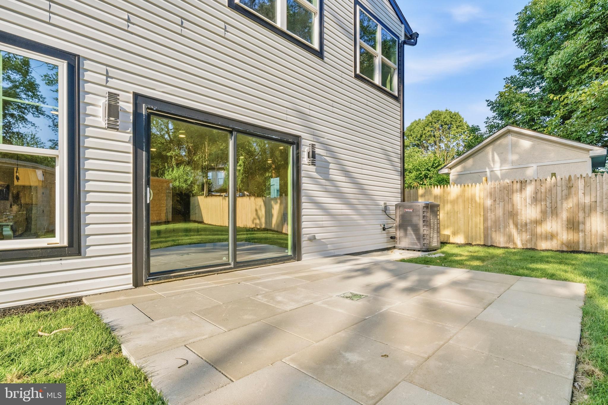 KENSINGTON VIEW - Residential