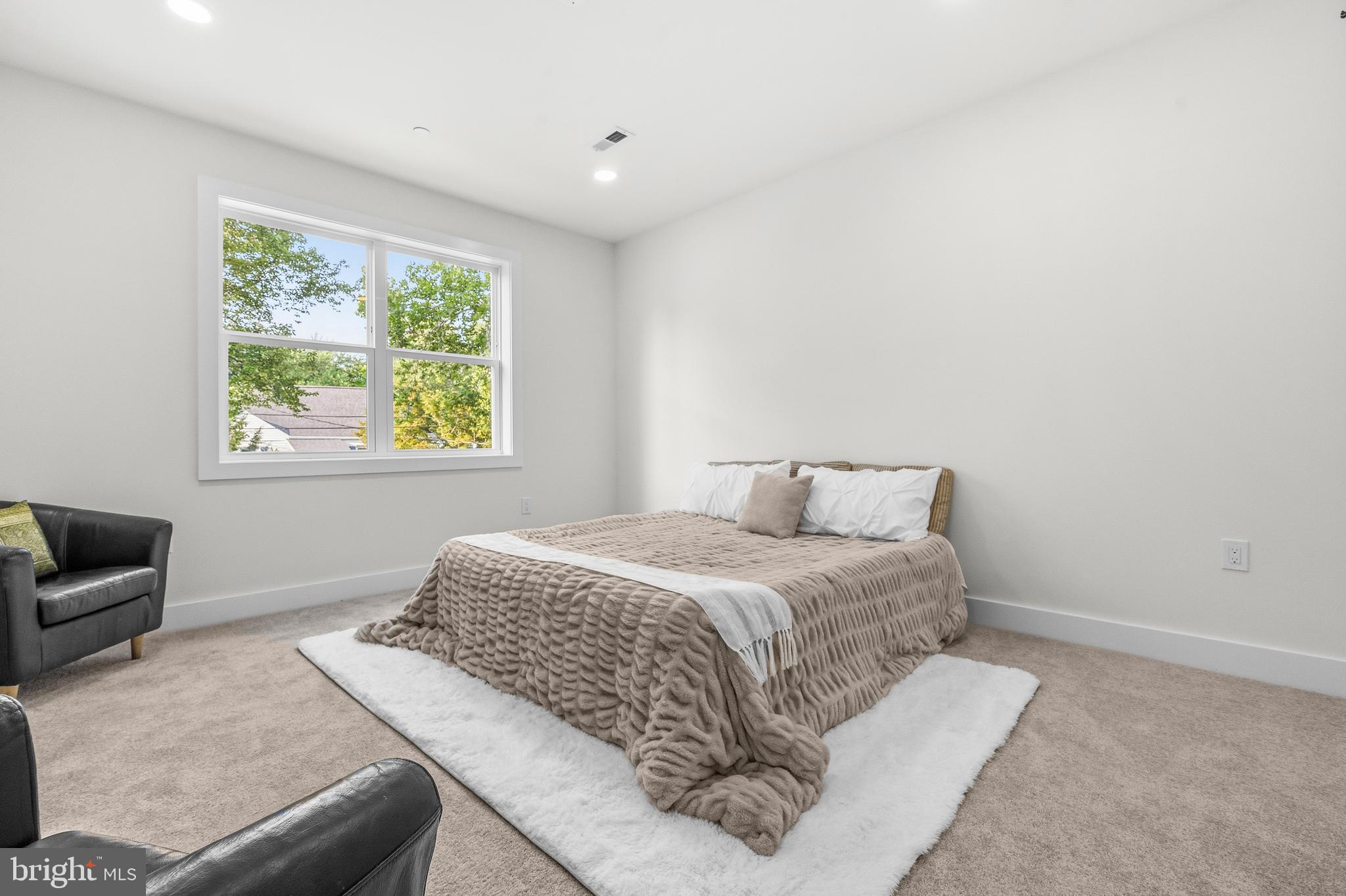KENSINGTON VIEW - Residential