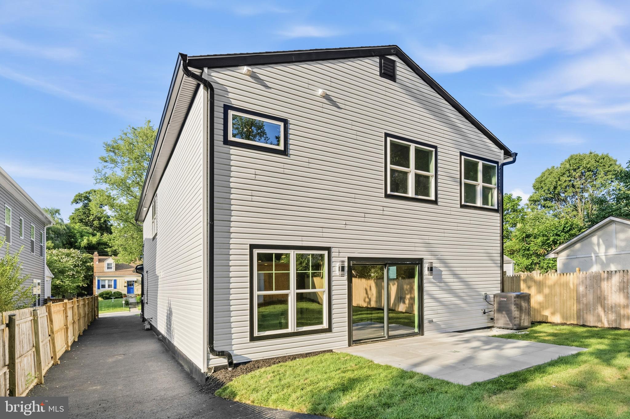 KENSINGTON VIEW - Residential