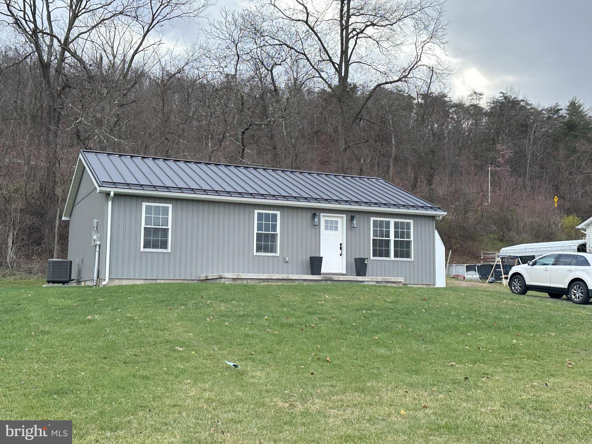 CAPON CORNERS - Residential