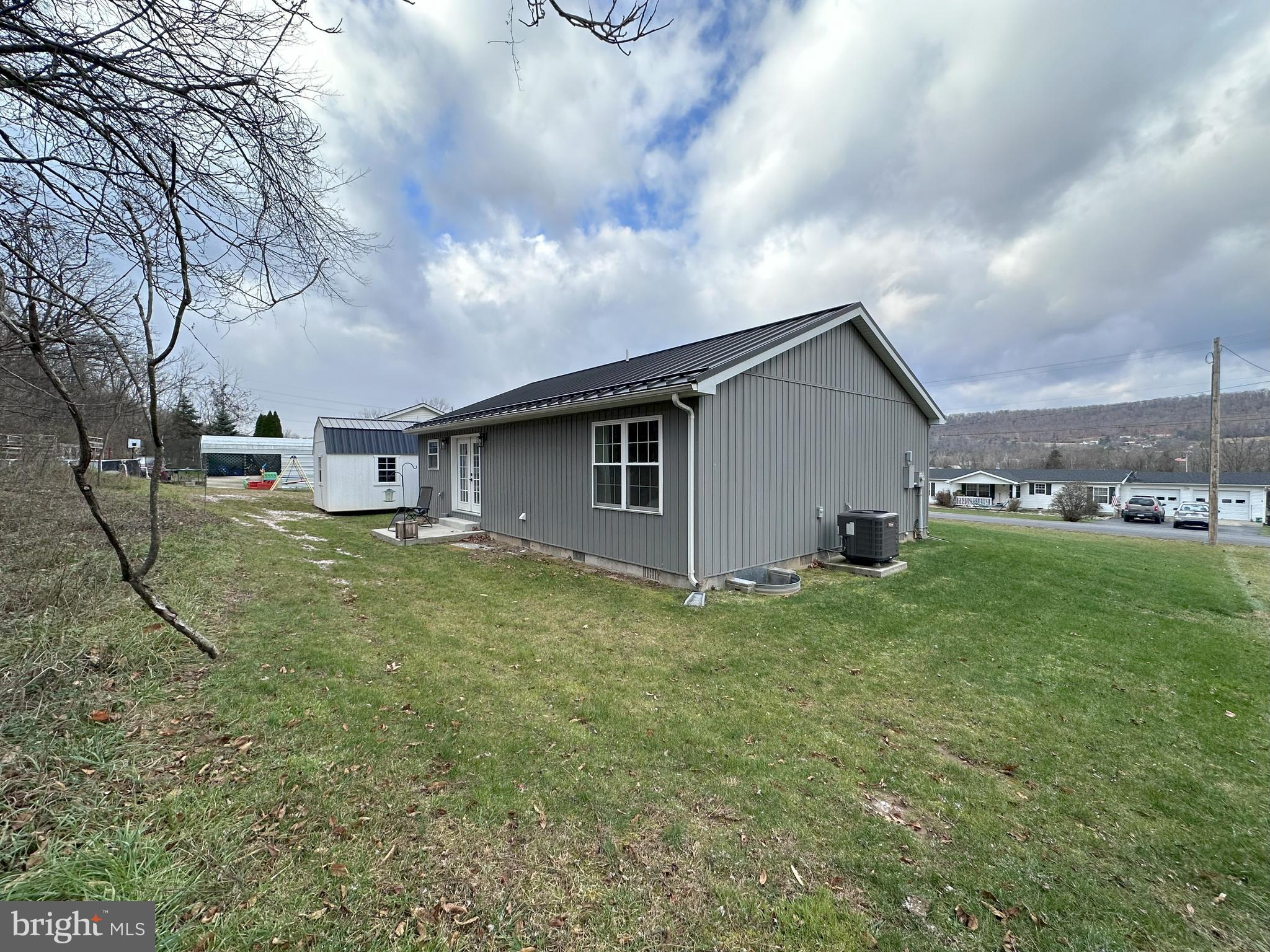 CAPON CORNERS - Residential