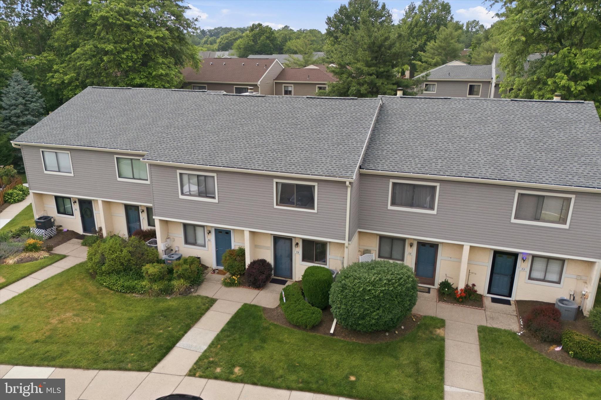 SAW MILL VALLEY - Residential