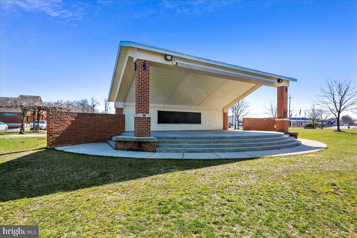 WESTERLY - Residential