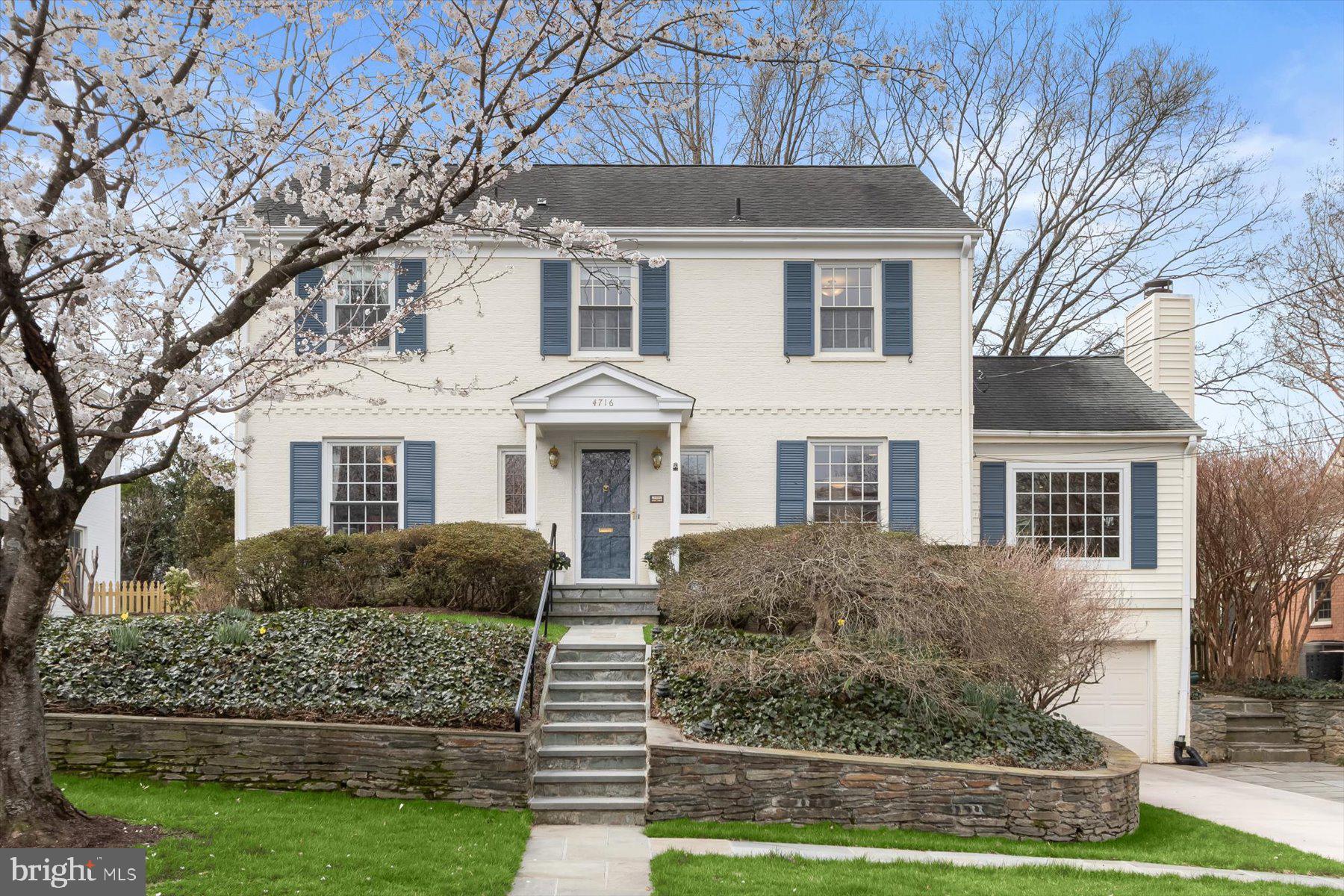 BROOKDALE - Residential