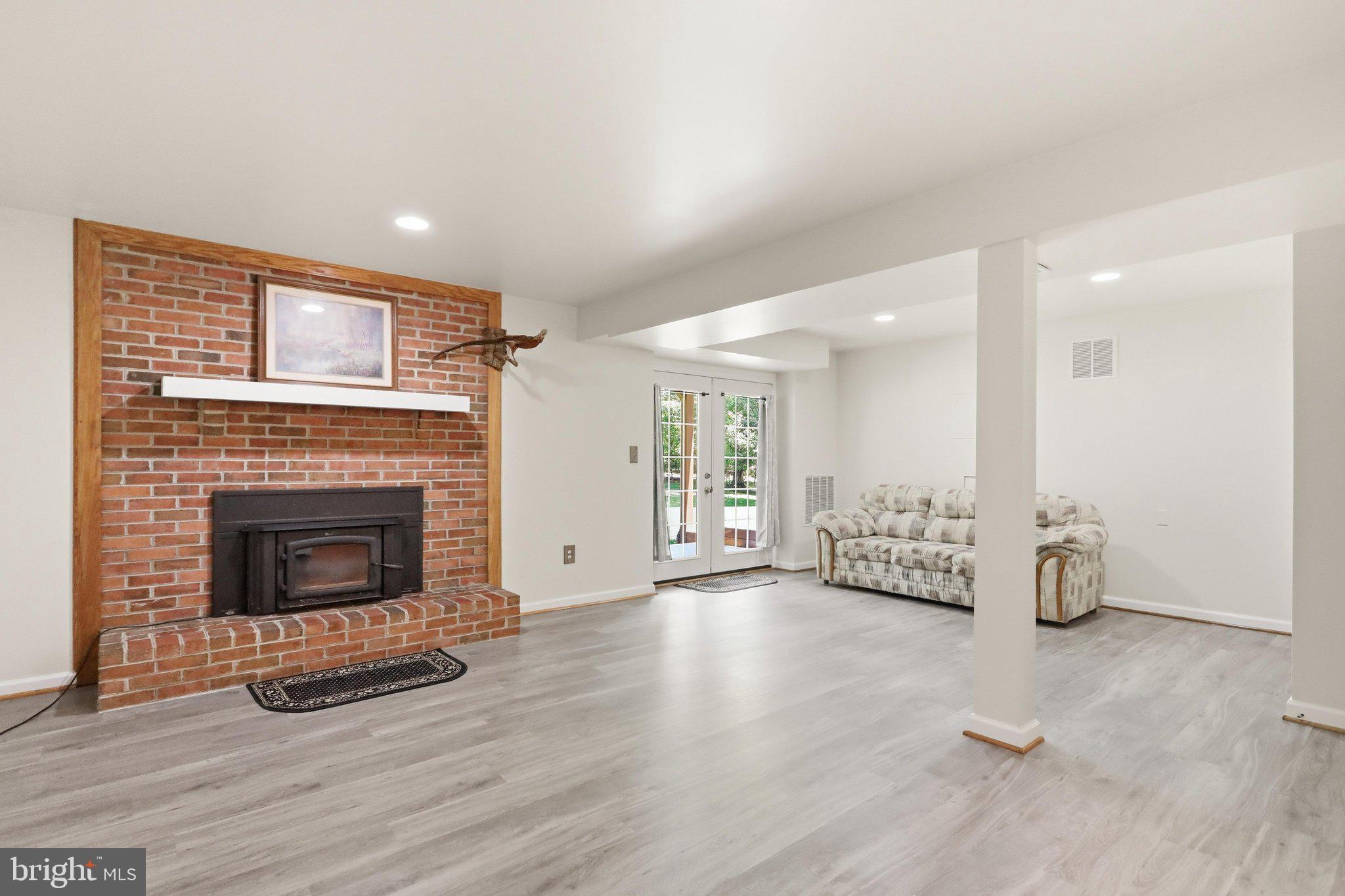 KINGWOOD ACRES - Residential