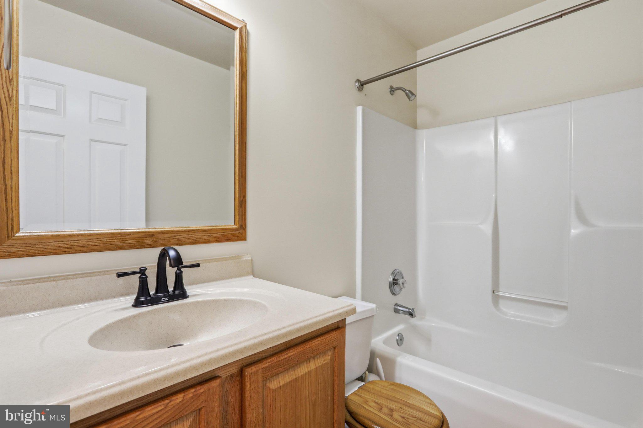 KINGWOOD ACRES - Residential