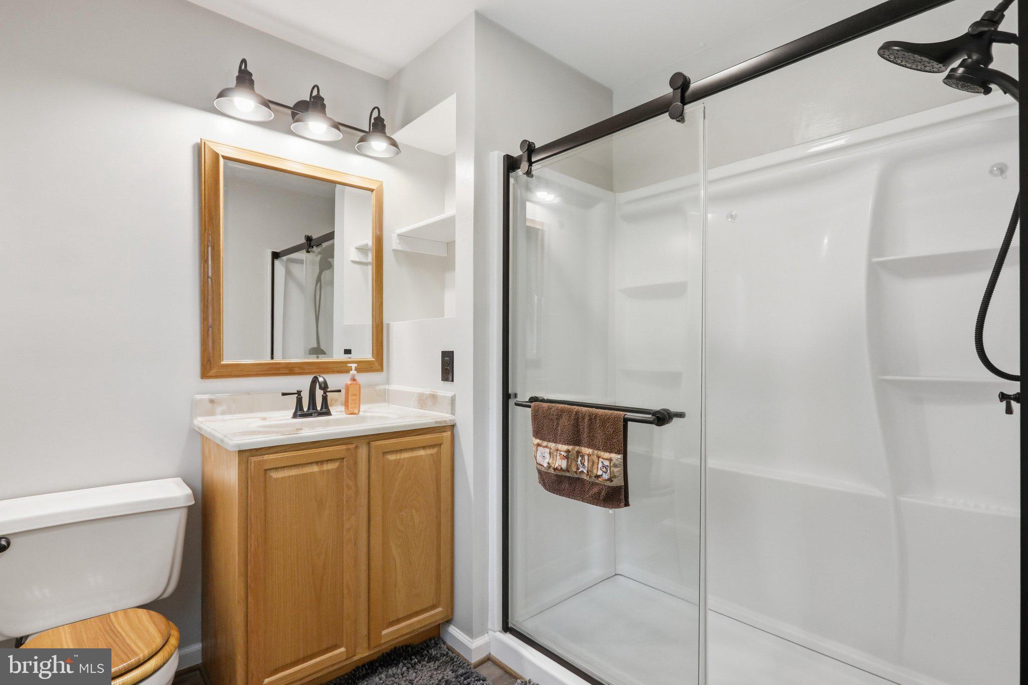 KINGWOOD ACRES - Residential