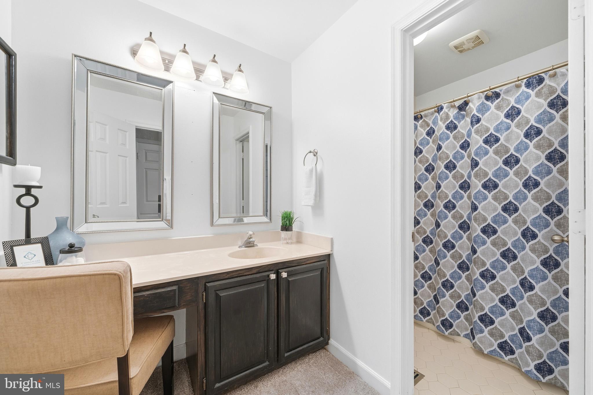 HICKORY RIDGE - Residential