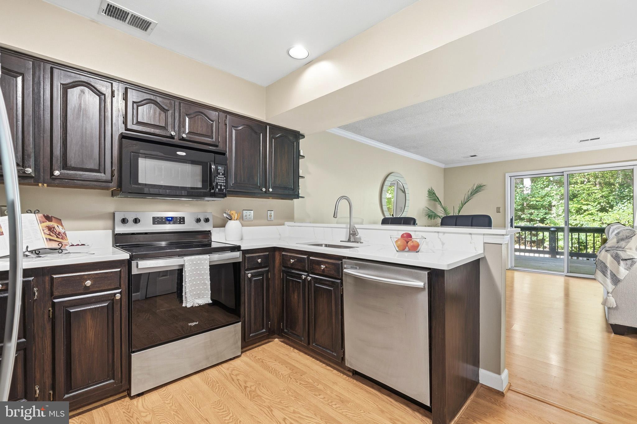HICKORY RIDGE - Residential