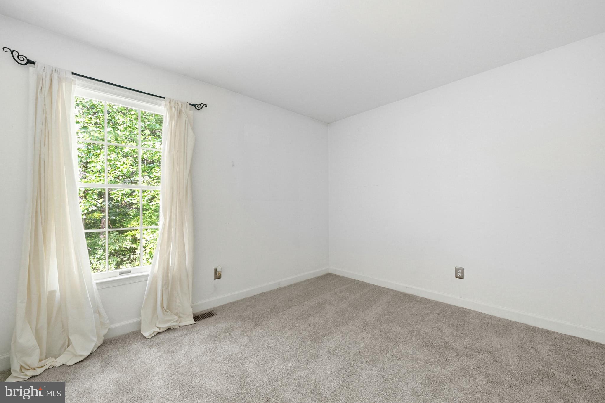 HICKORY RIDGE - Residential
