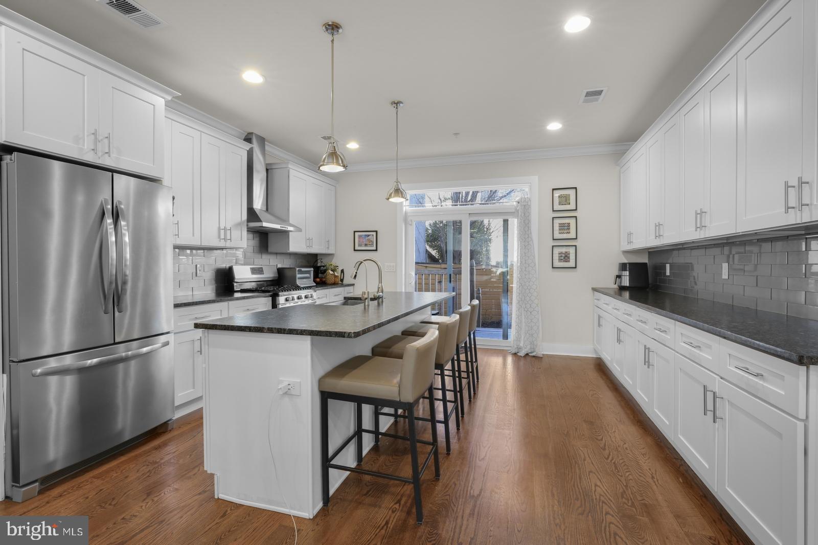 FISHTOWN - Residential Lease
