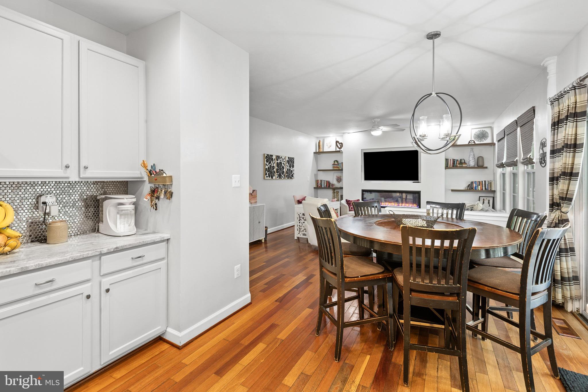 CHAPMAN FARM AT CROFTON - Residential