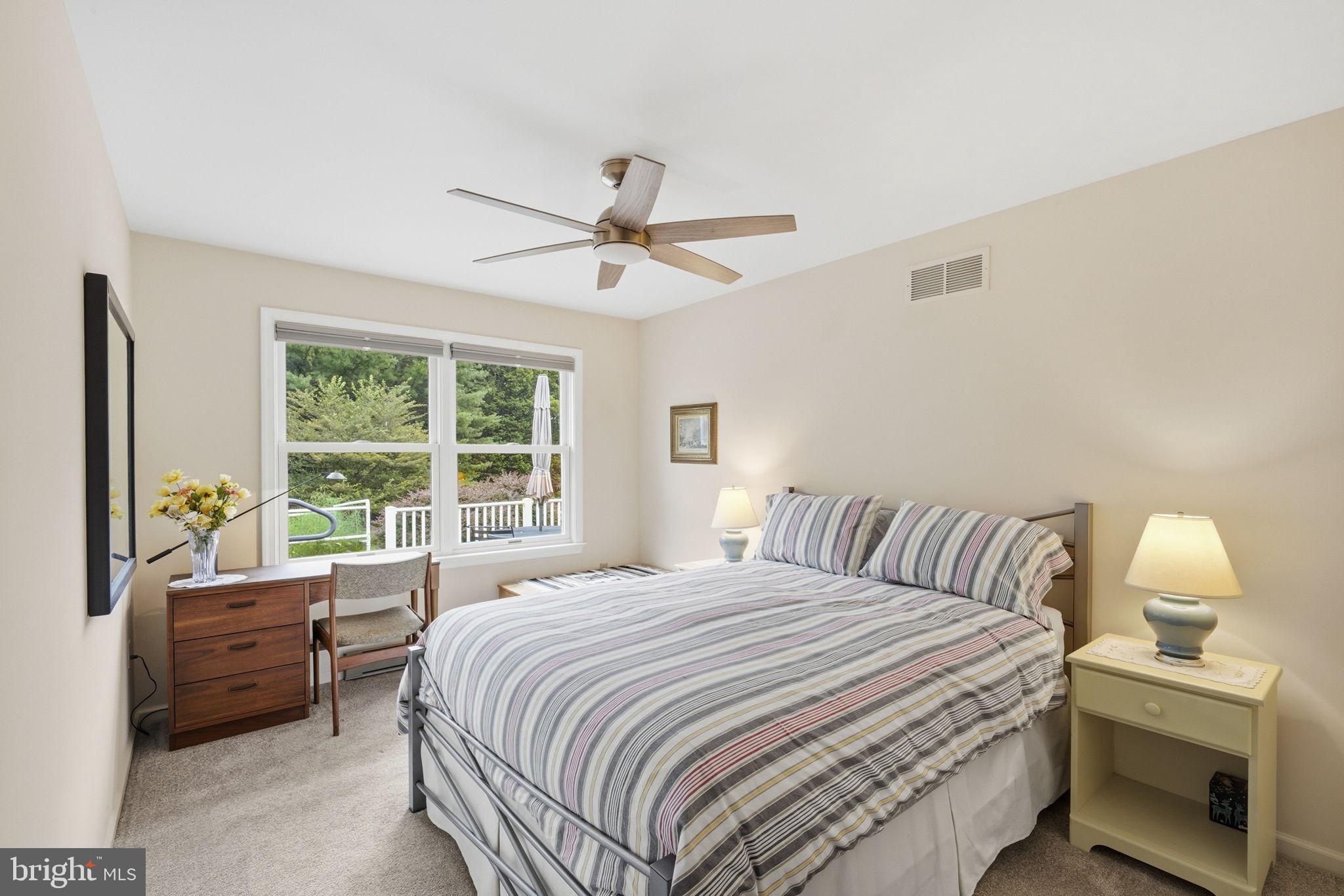 KENTFIELD - Residential