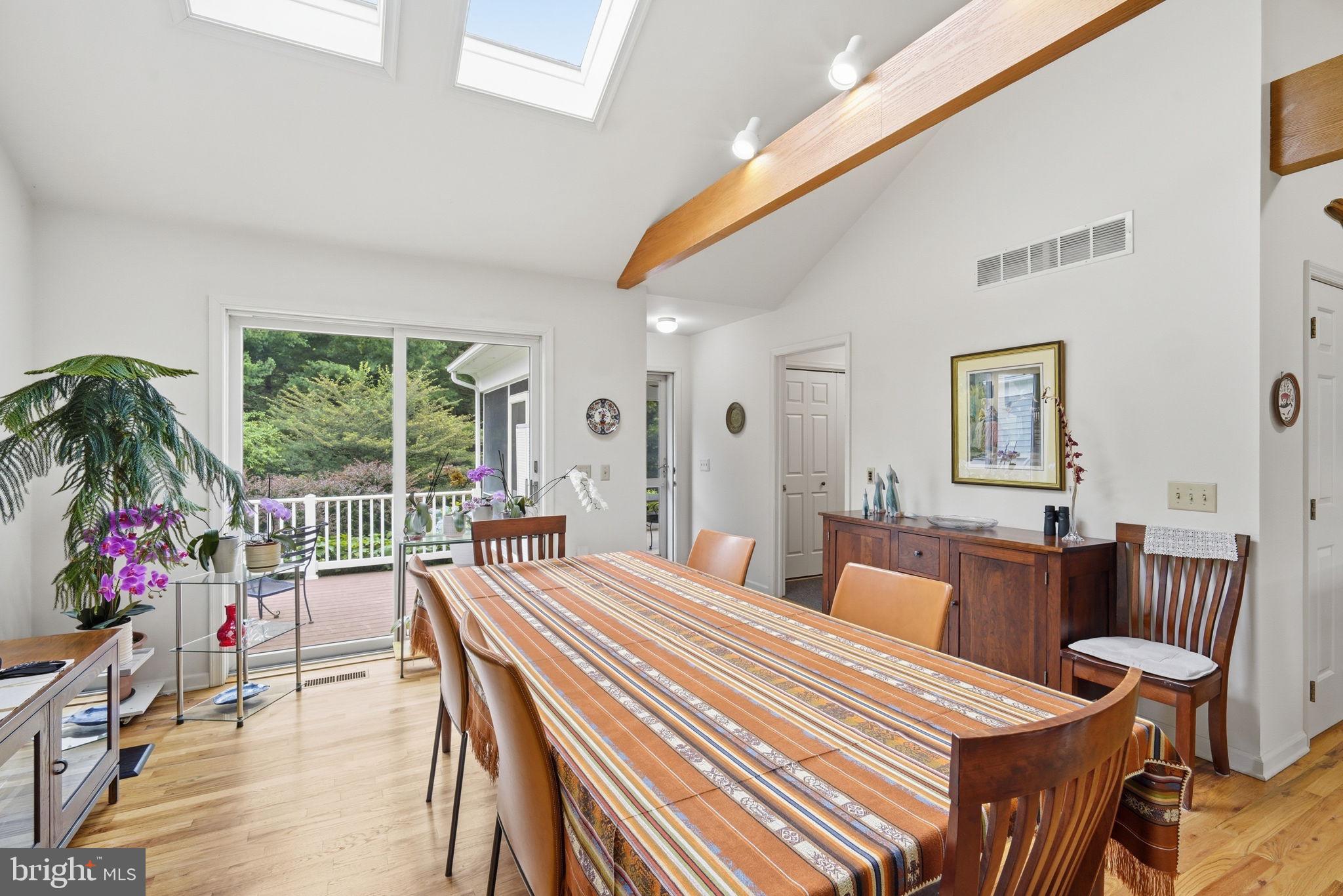 KENTFIELD - Residential