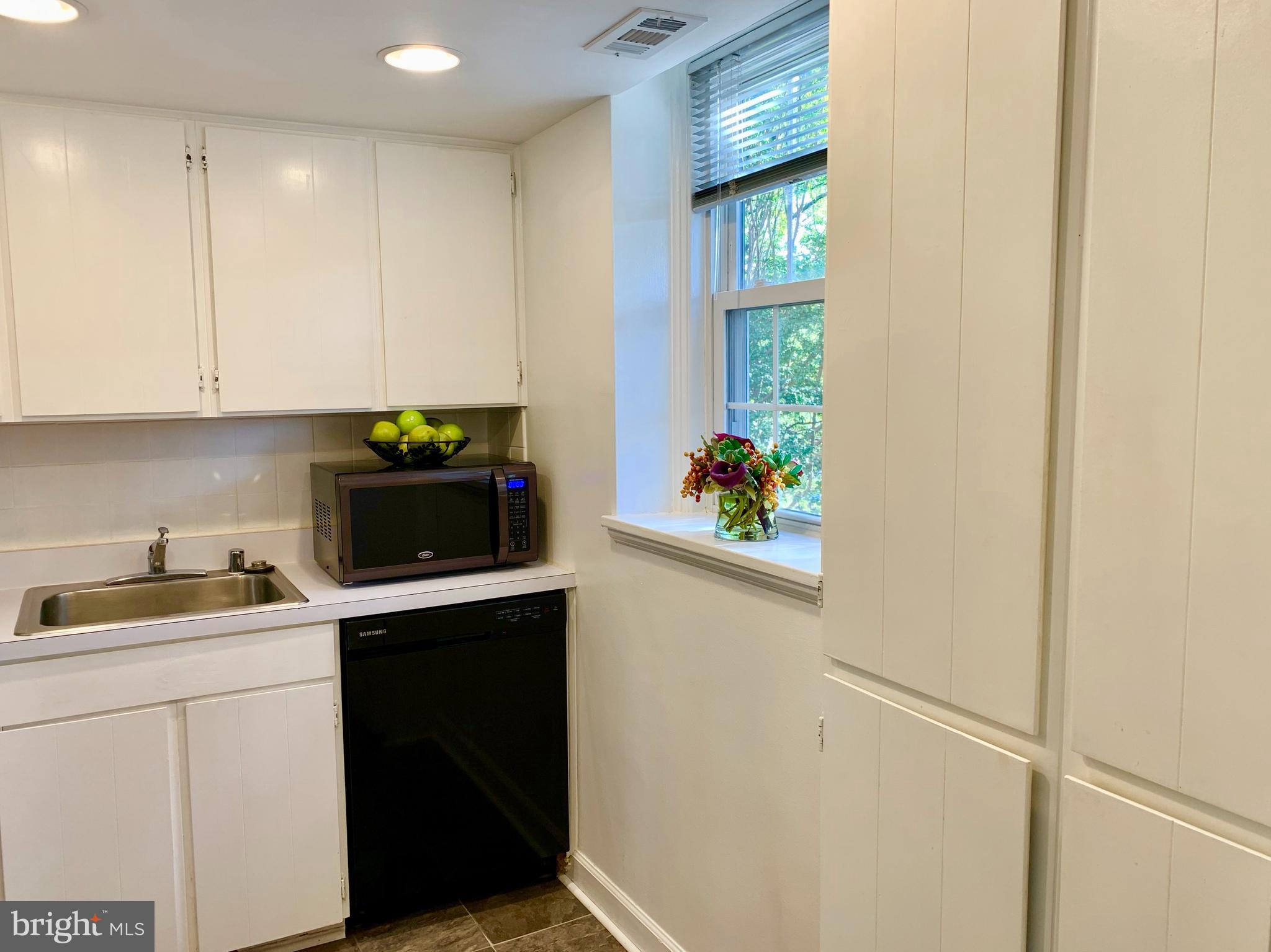 FAIRLINGTON VILLAGES - Residential Lease
