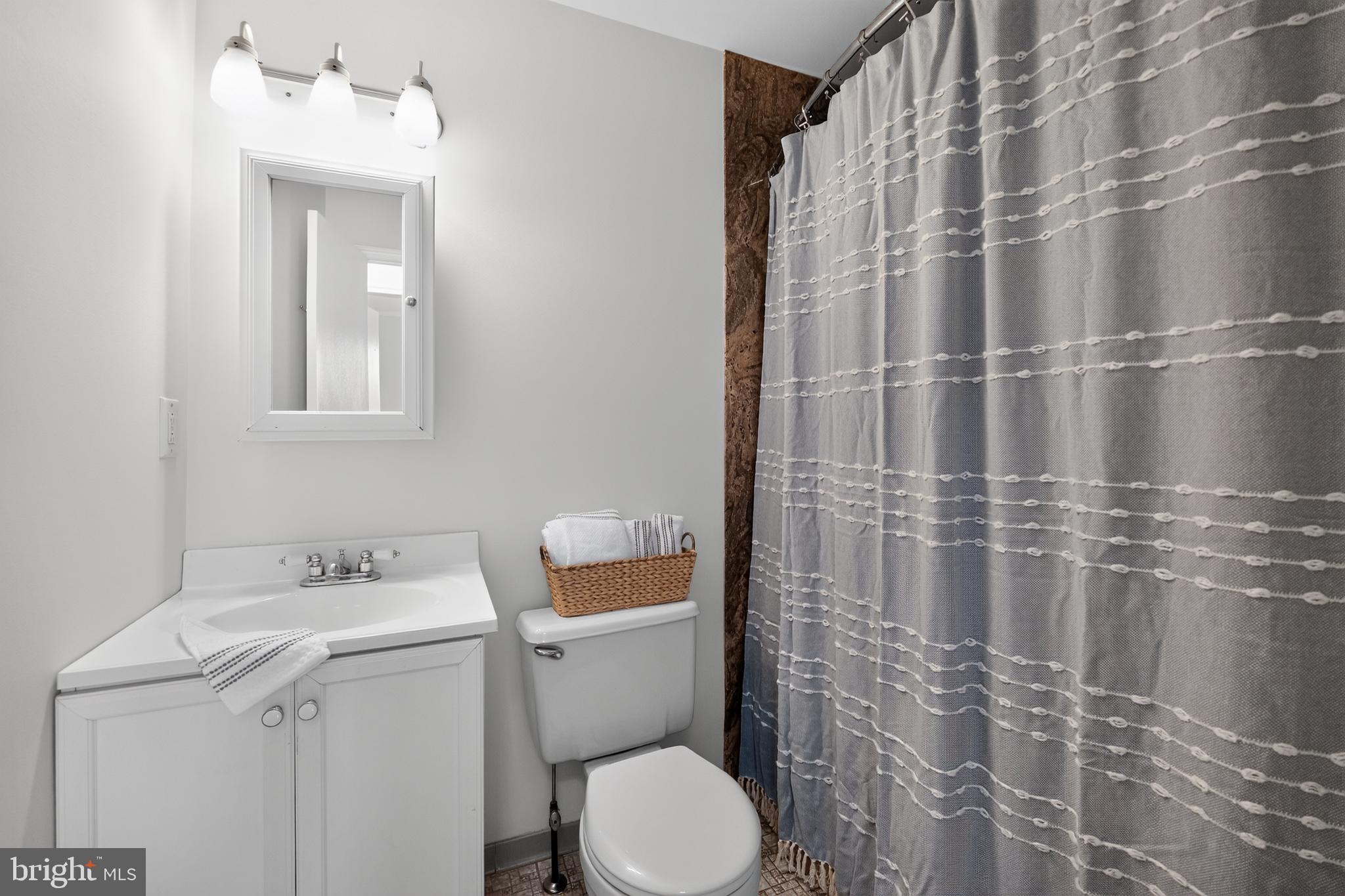 BALTIMORE HIGHLANDS - Residential