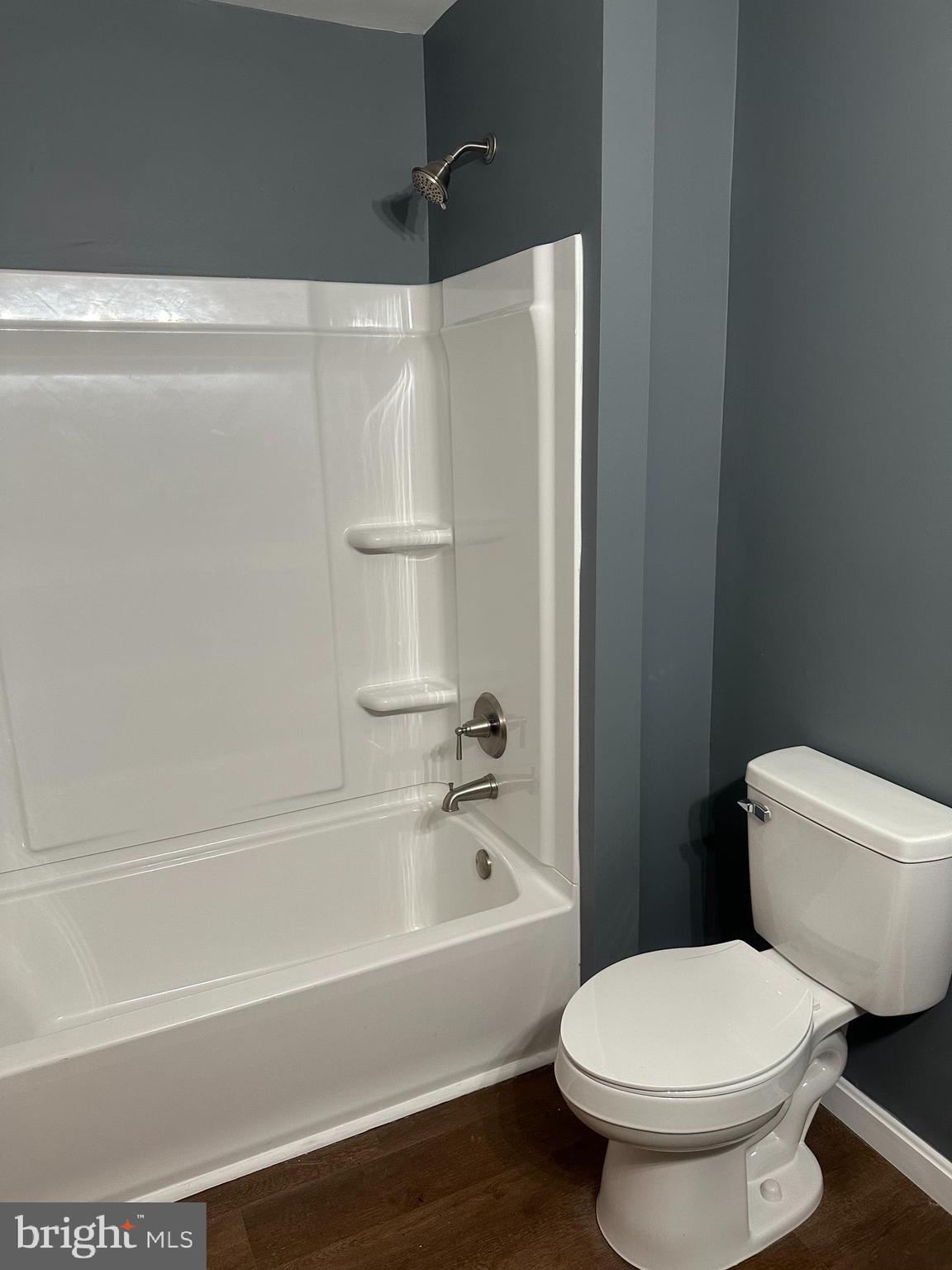 WESTBURY ACRES - Residential