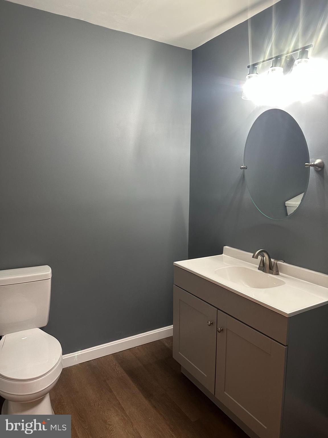WESTBURY ACRES - Residential