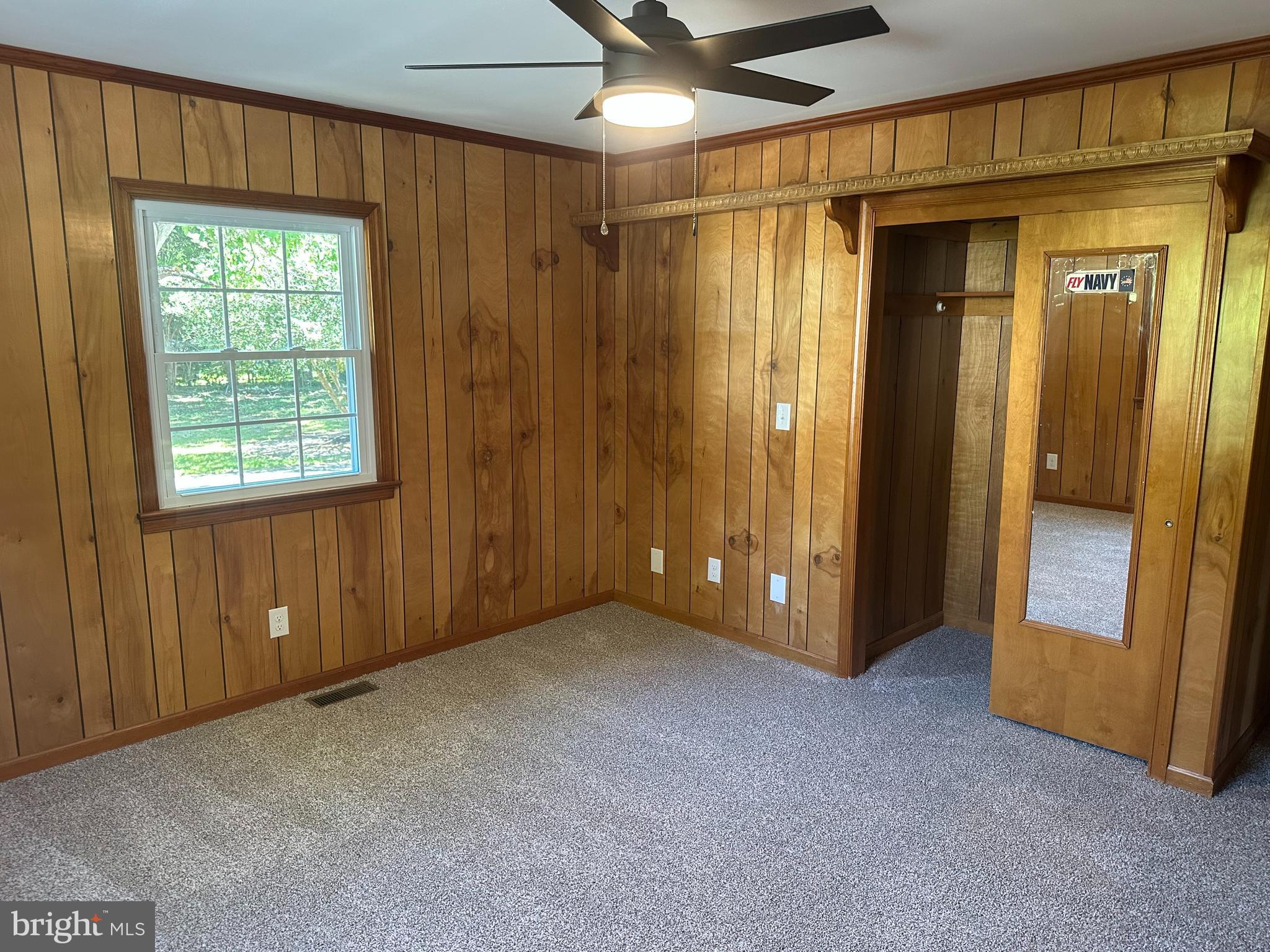 WESTBURY ACRES - Residential