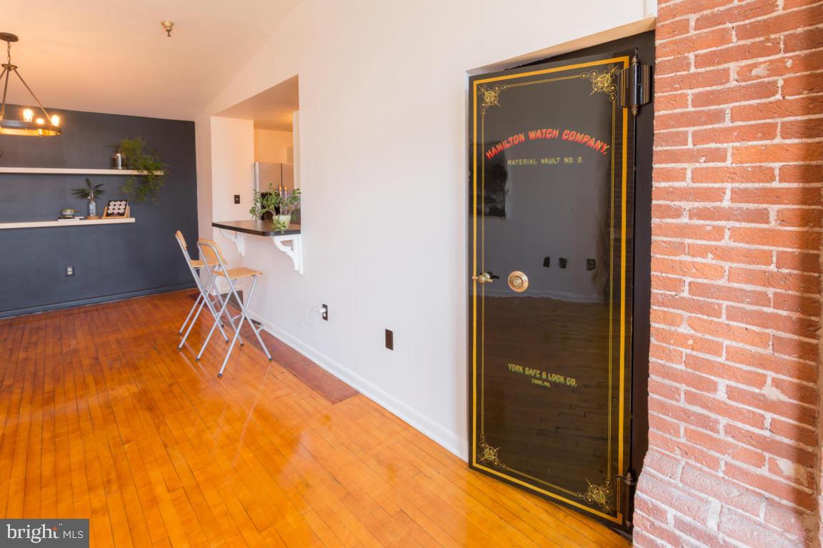 CLOCK TOWERS - Residential