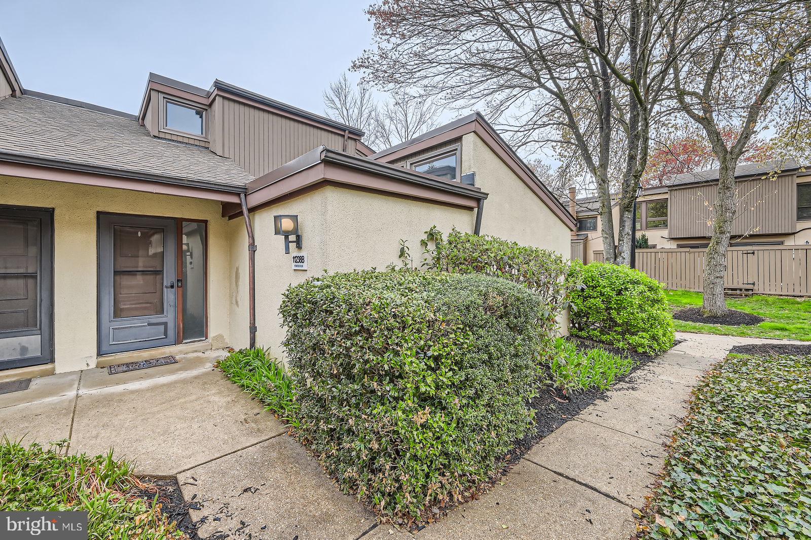 SIERRA VILLAS - Residential Lease
