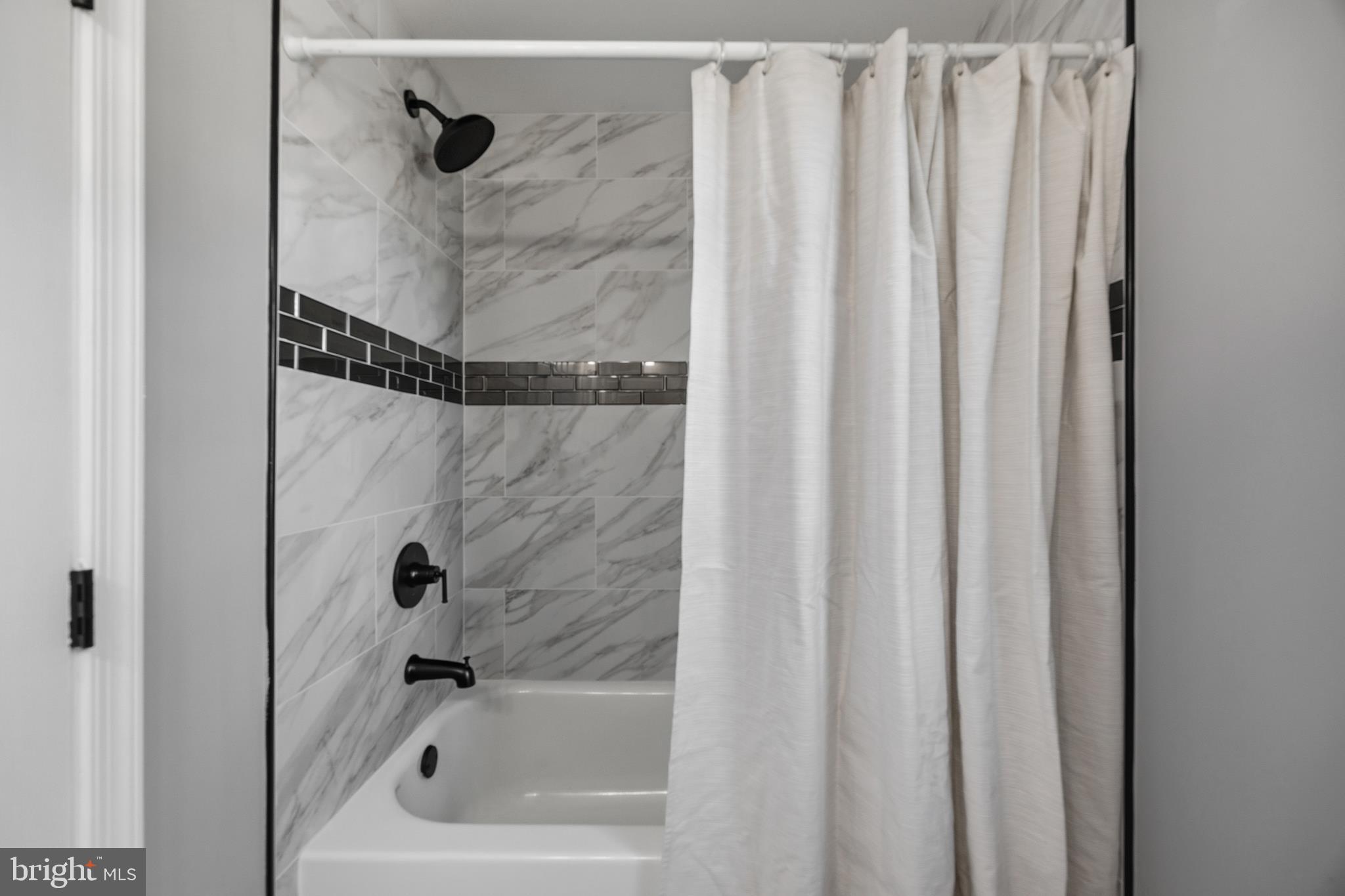 RIVIERA BEACH - Residential