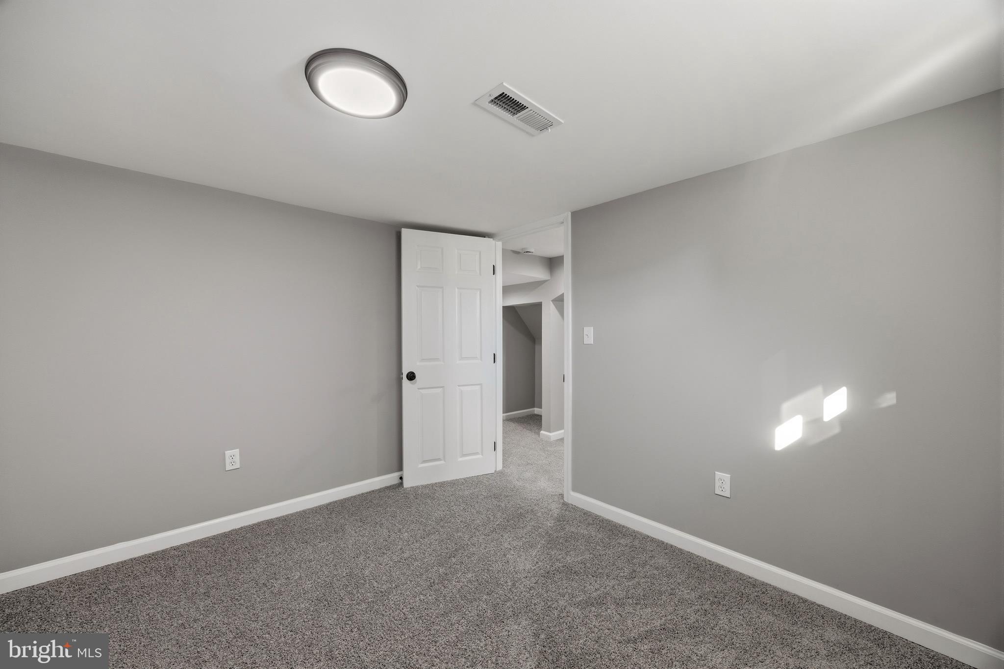 RIVIERA BEACH - Residential