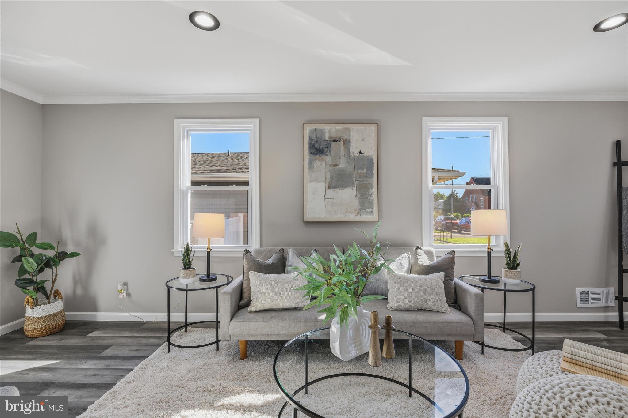 RIVIERA BEACH - Residential