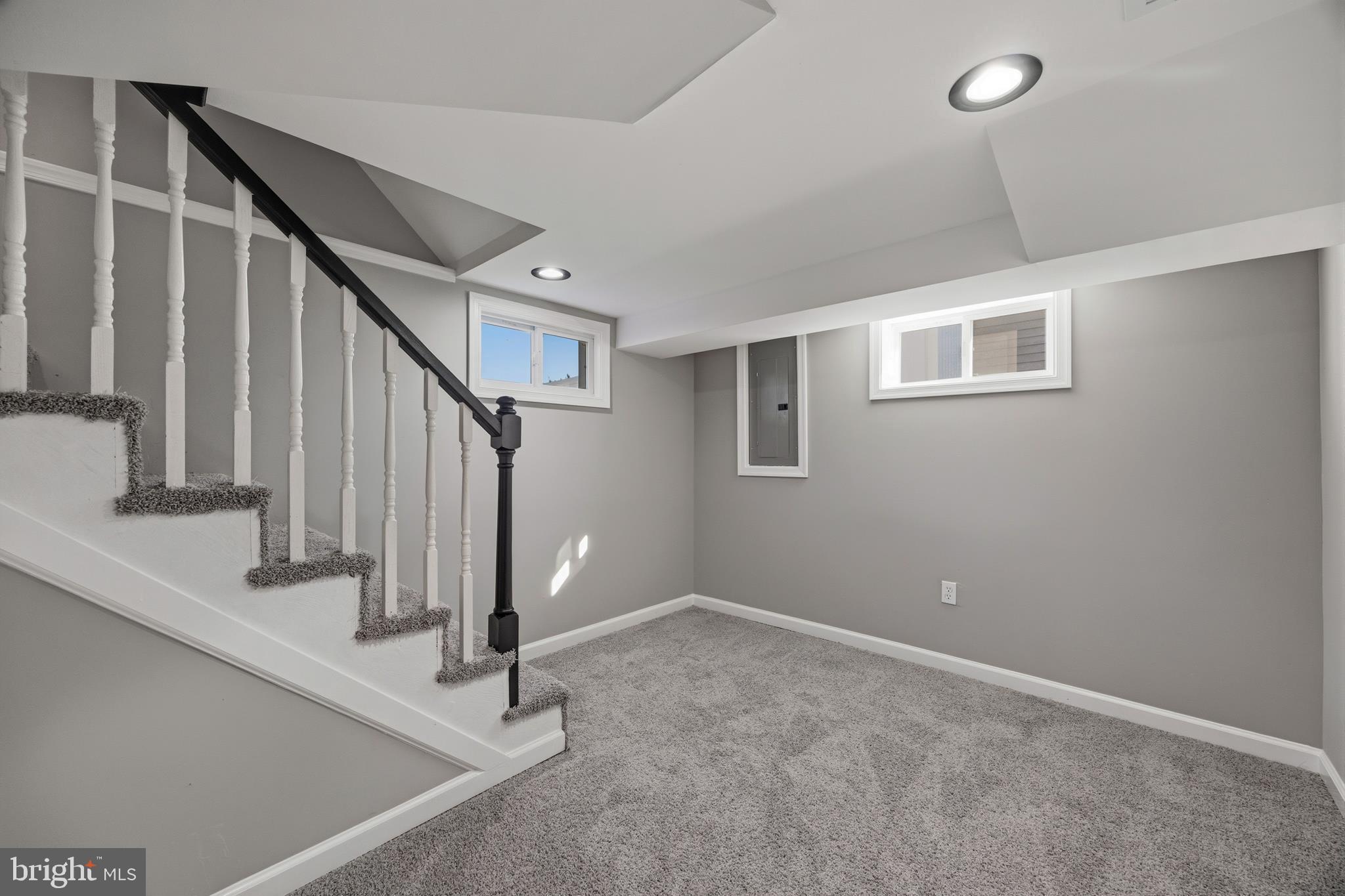 RIVIERA BEACH - Residential