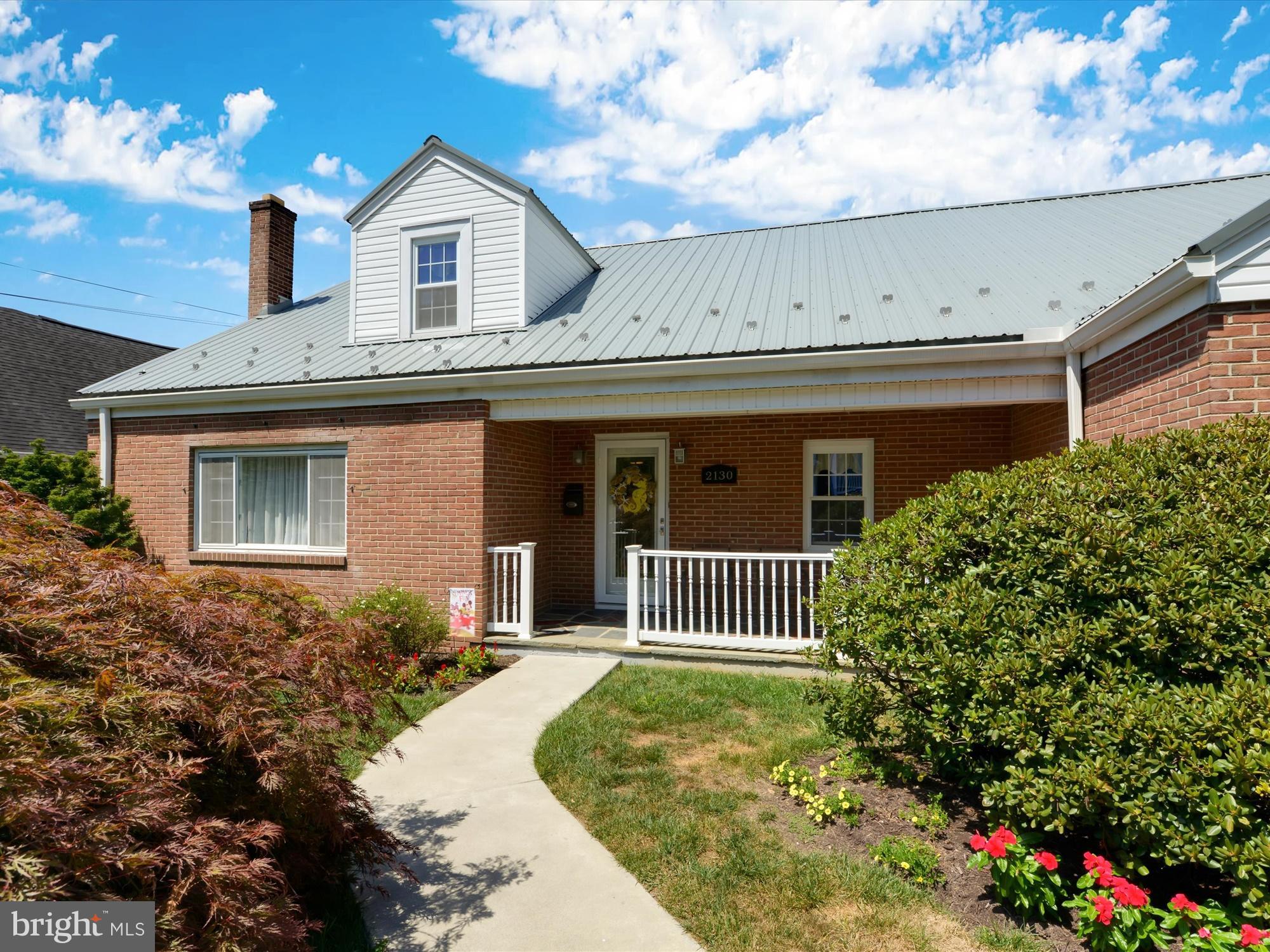 MAHANTONGO STREET - Residential