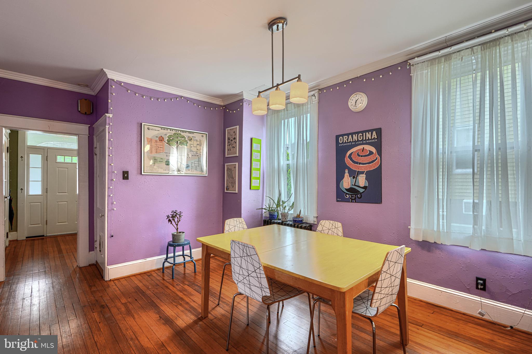 LAURAVILLE HISTORIC DISTRICT - Residential