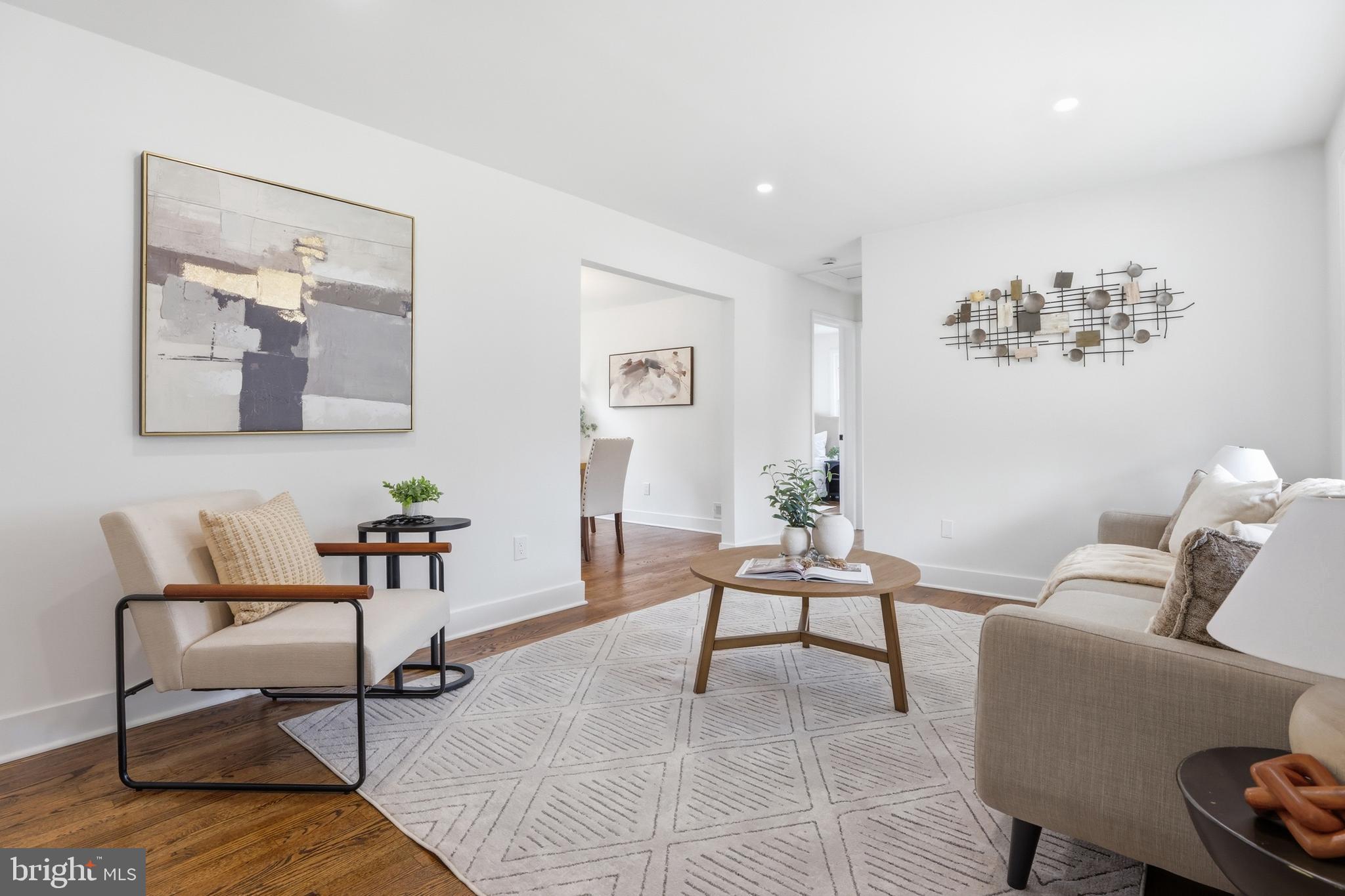 HOLLYWOOD - Residential