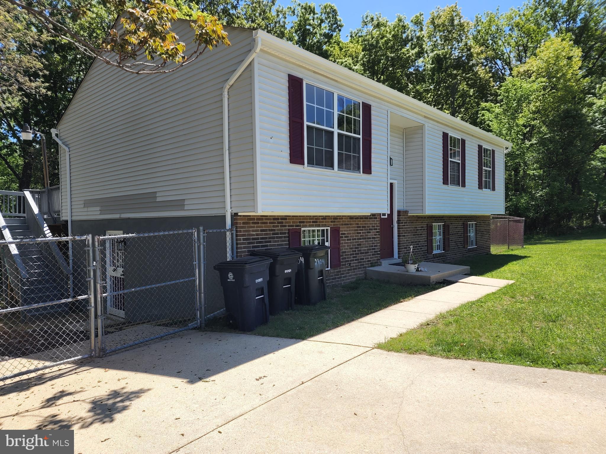 HIDDEN PINES - Residential