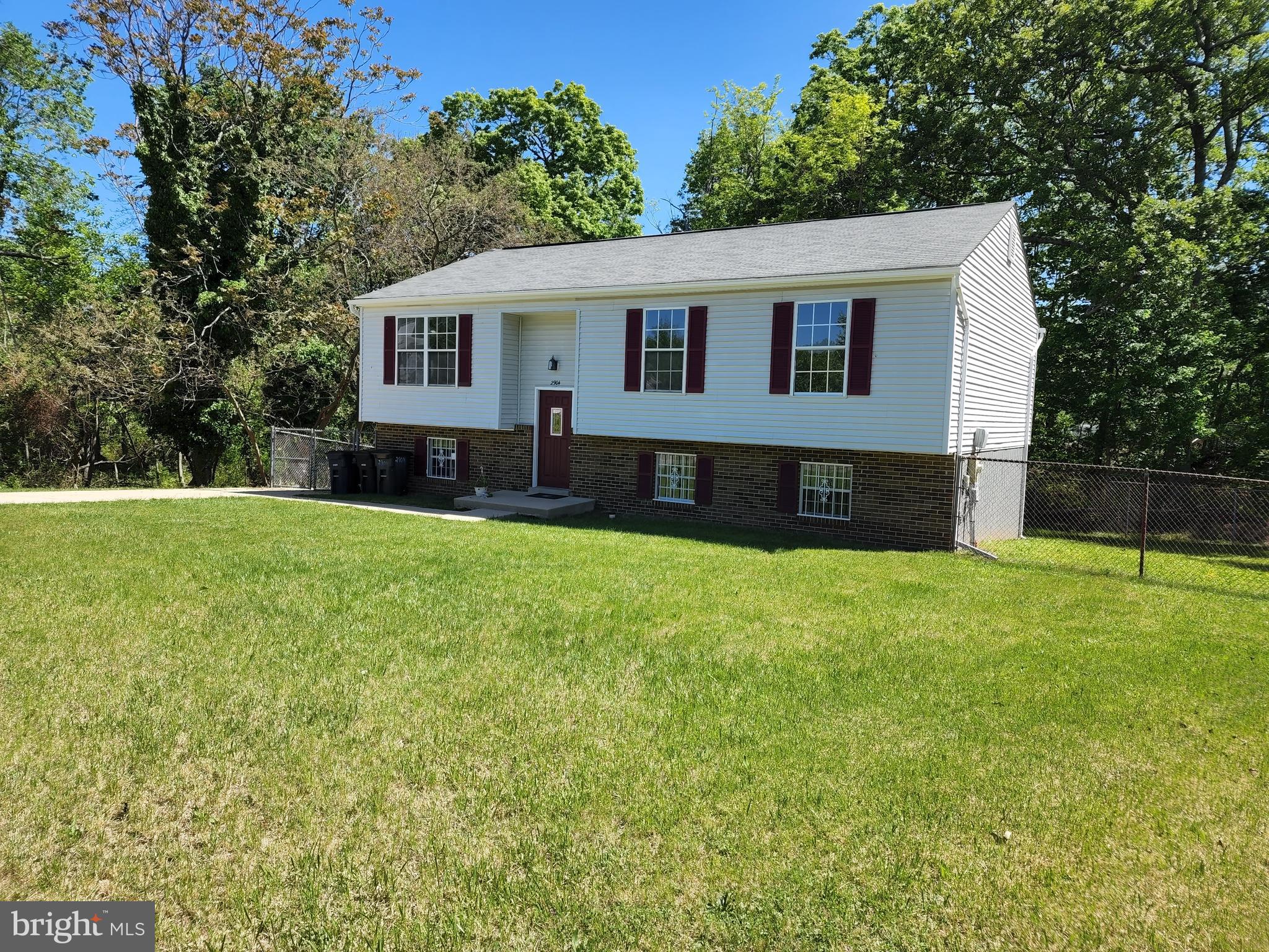 HIDDEN PINES - Residential