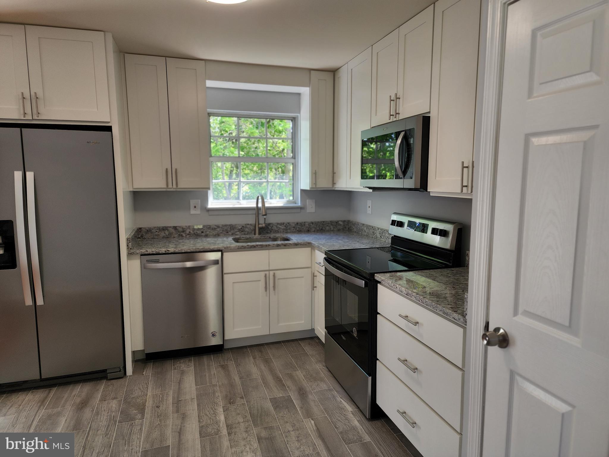 HIDDEN PINES - Residential
