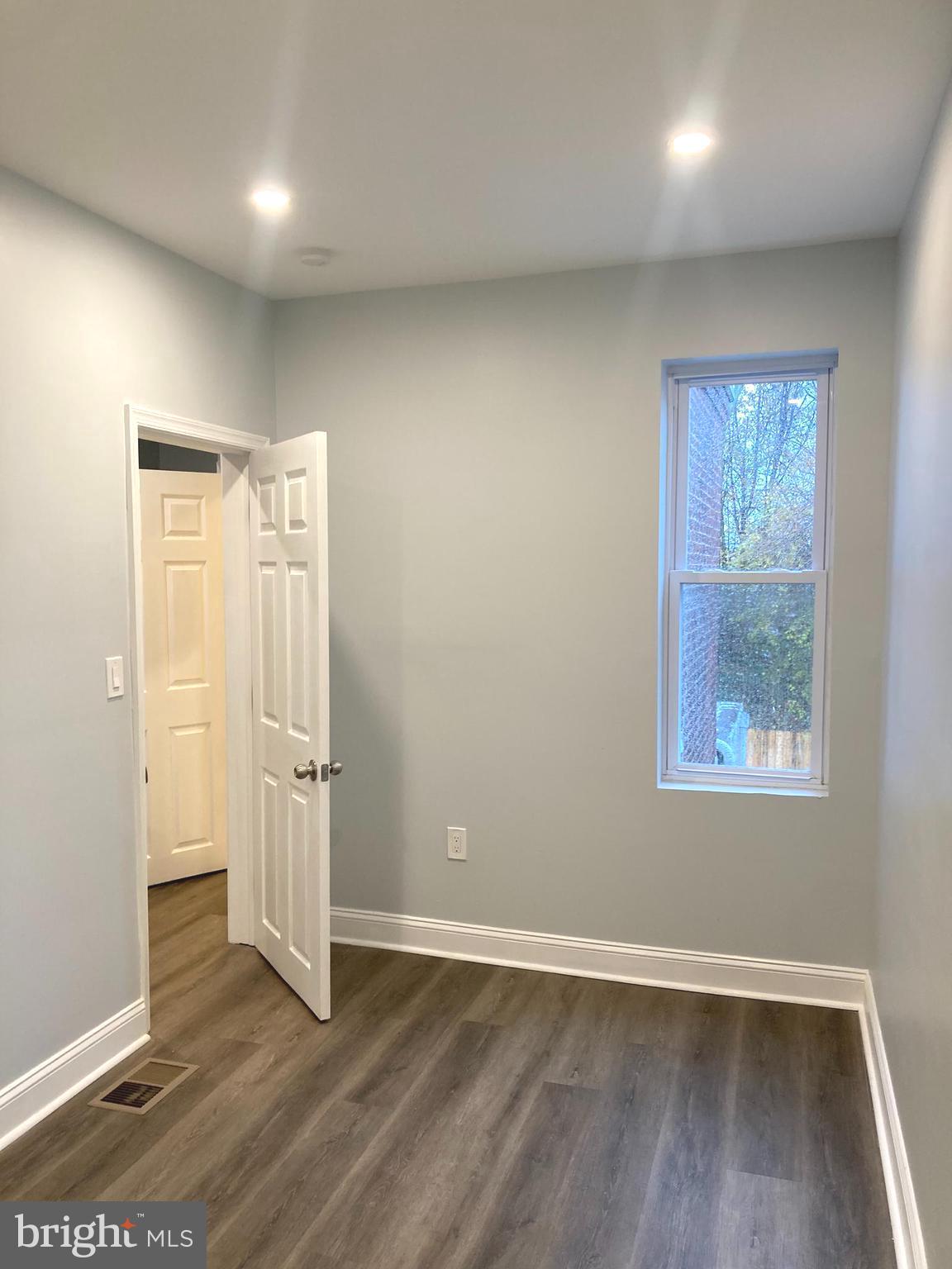 PORT RICHMOND - Residential