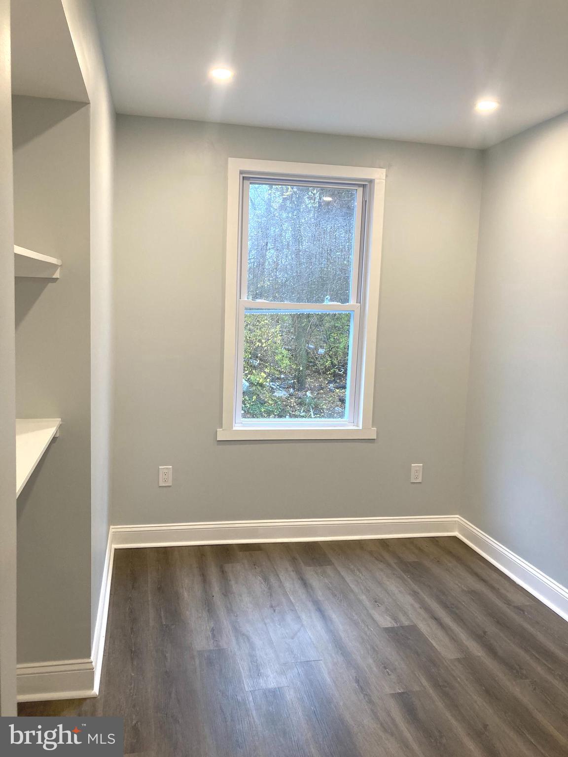 PORT RICHMOND - Residential