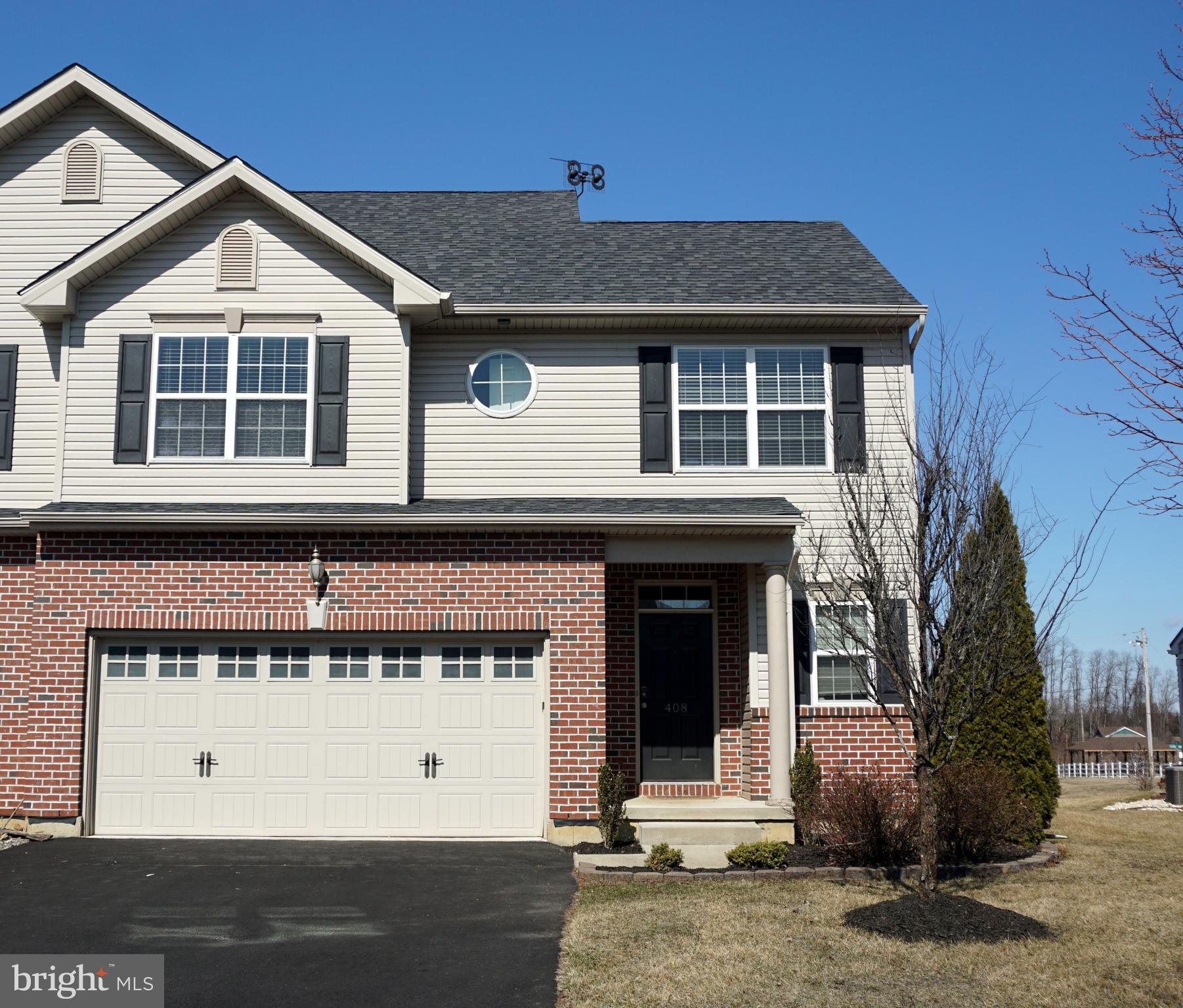 HILLS AT LOCK RIDGE - Residential
