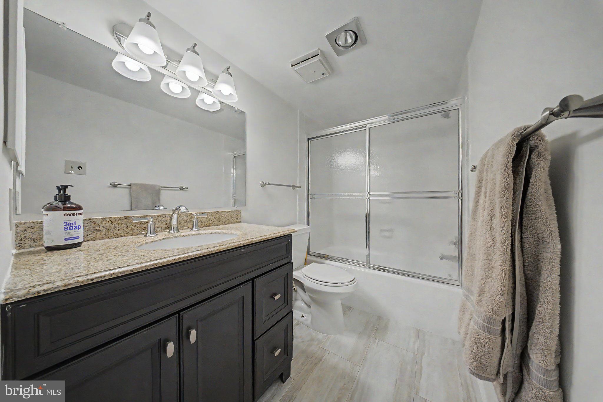 REGENCY AT MCLEAN - Residential