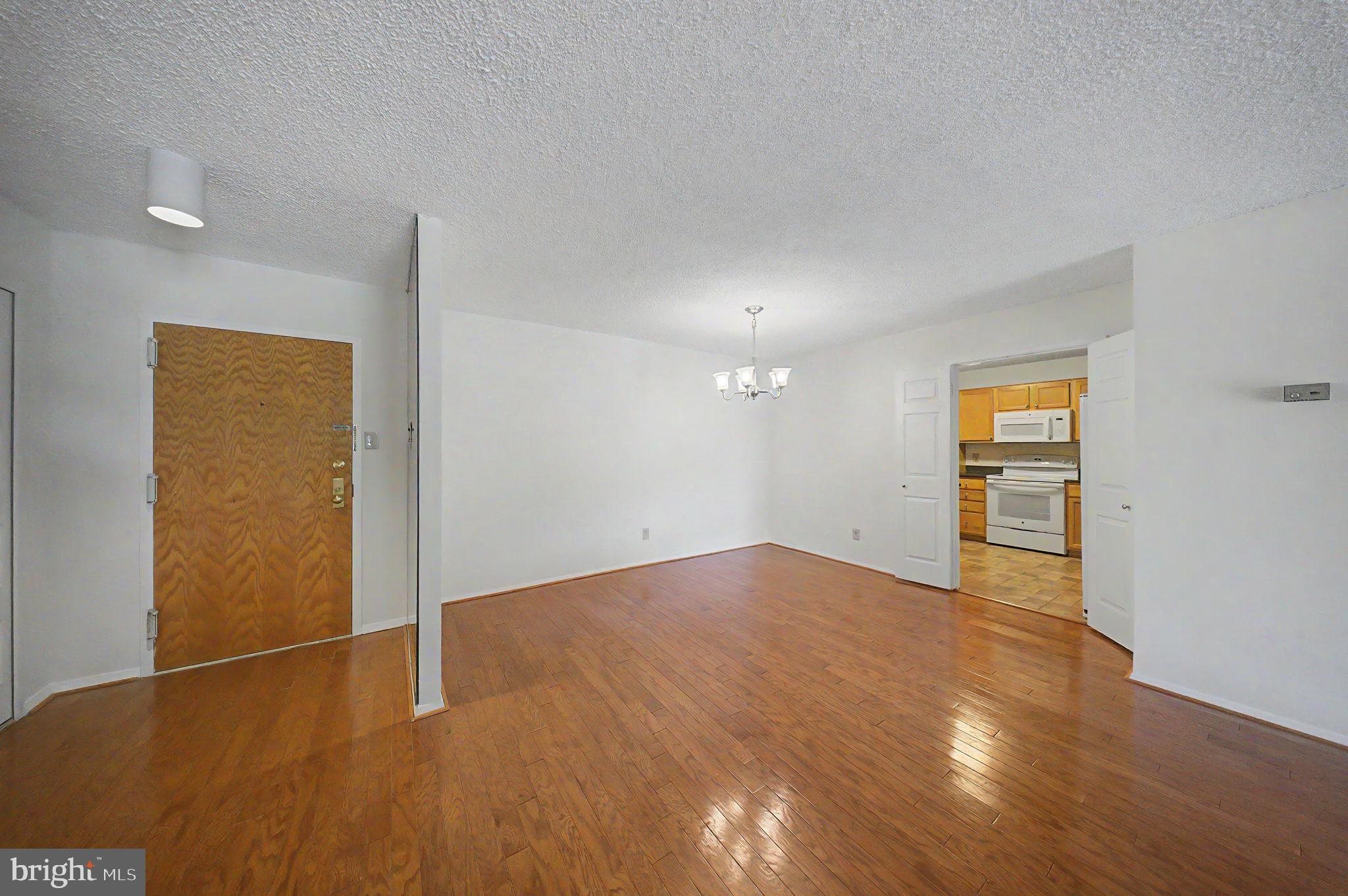 REGENCY AT MCLEAN - Residential