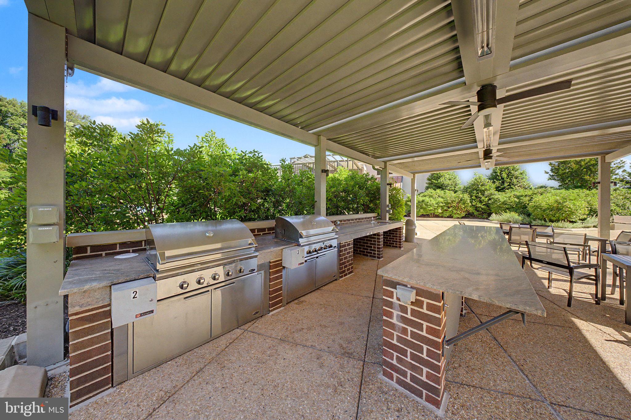 REGENCY AT MCLEAN - Residential
