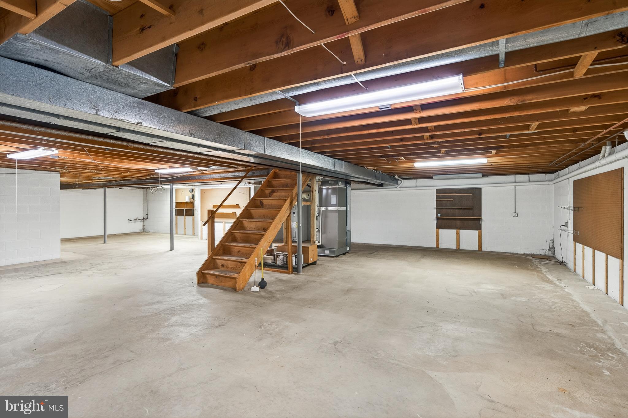 RADLEY RUN MEWS - Residential
