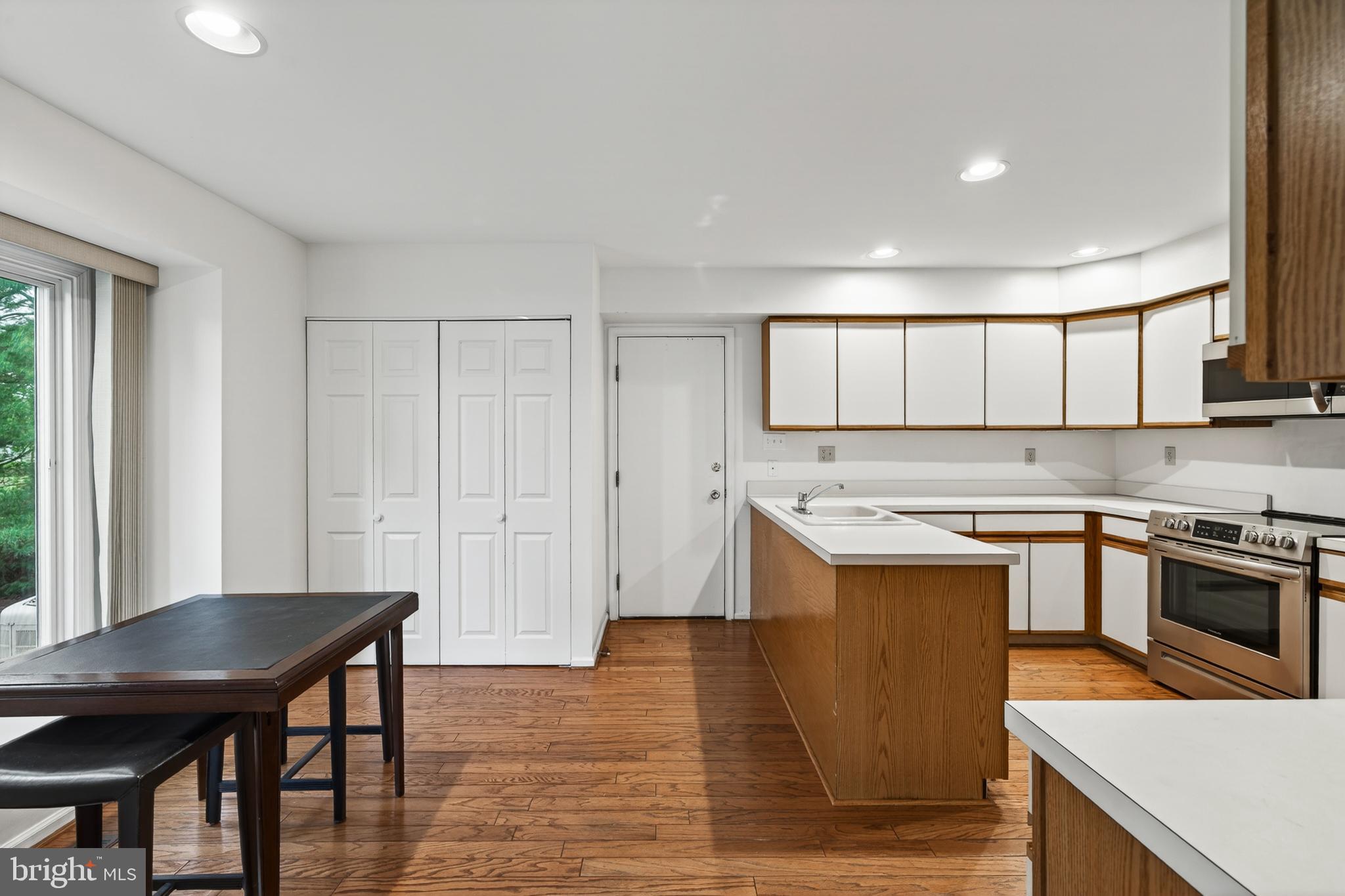 RADLEY RUN MEWS - Residential