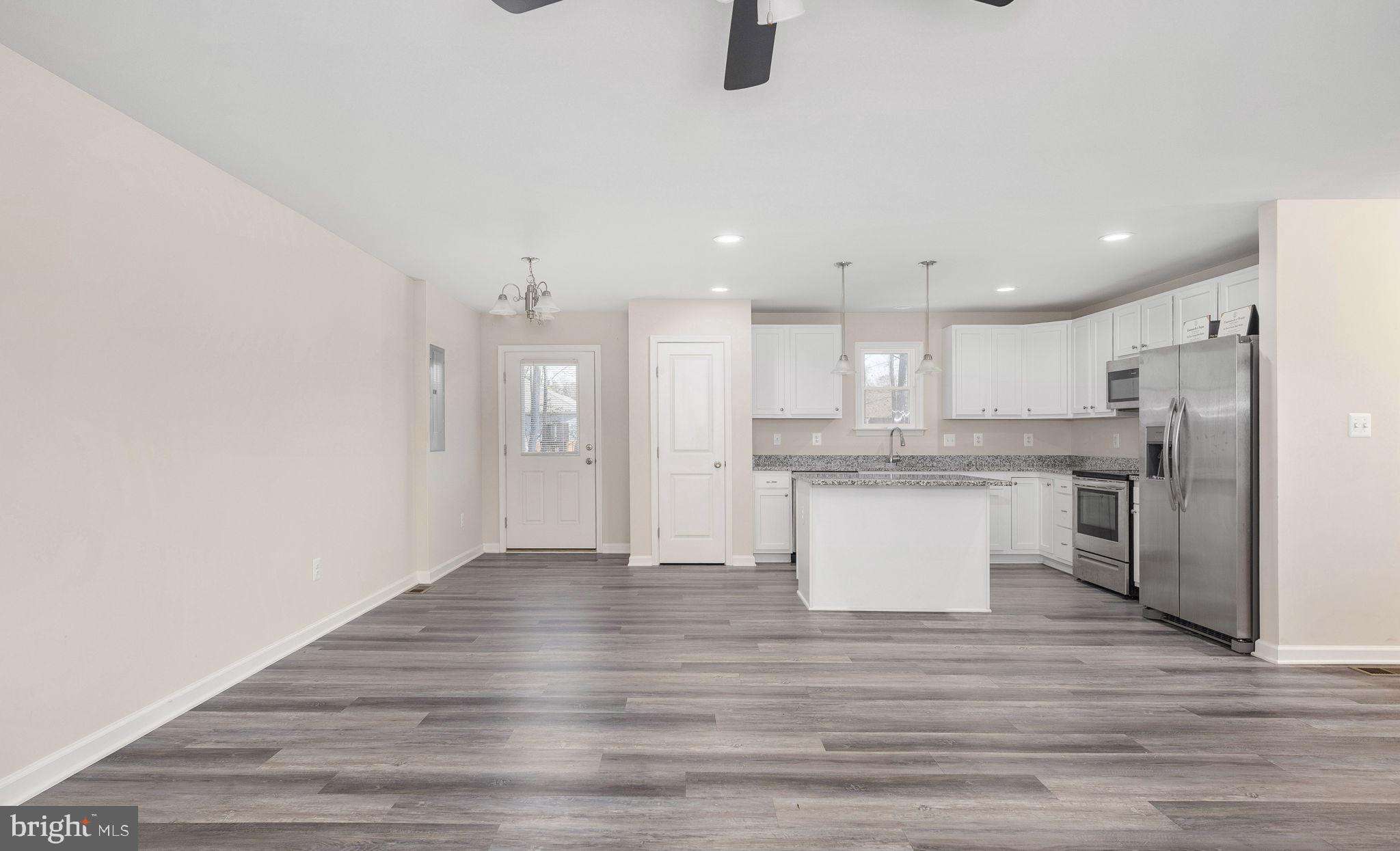 BERKLEY BEACH - Residential